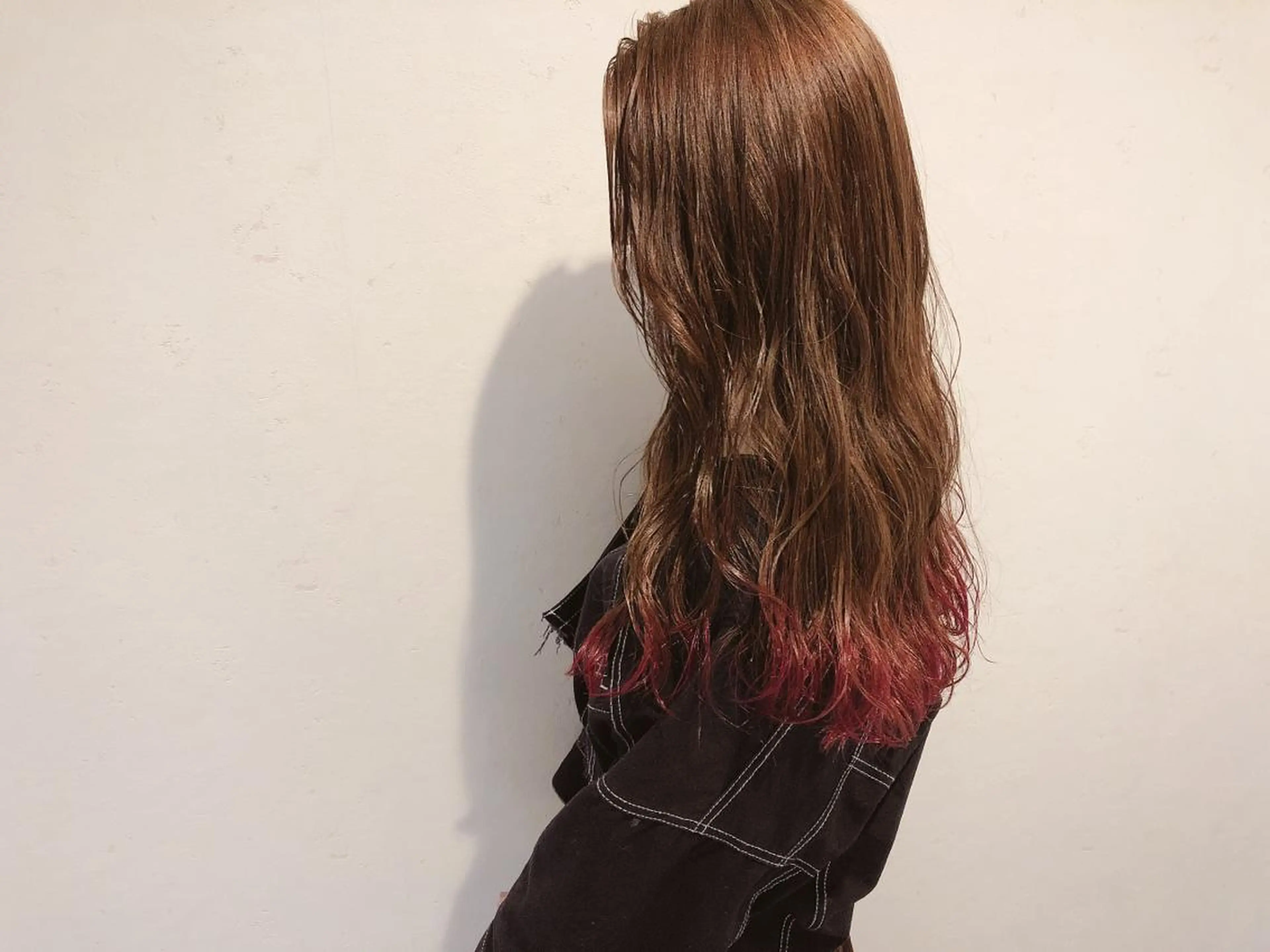 ロング カラー 伊藤 さやかのヘアスタイル