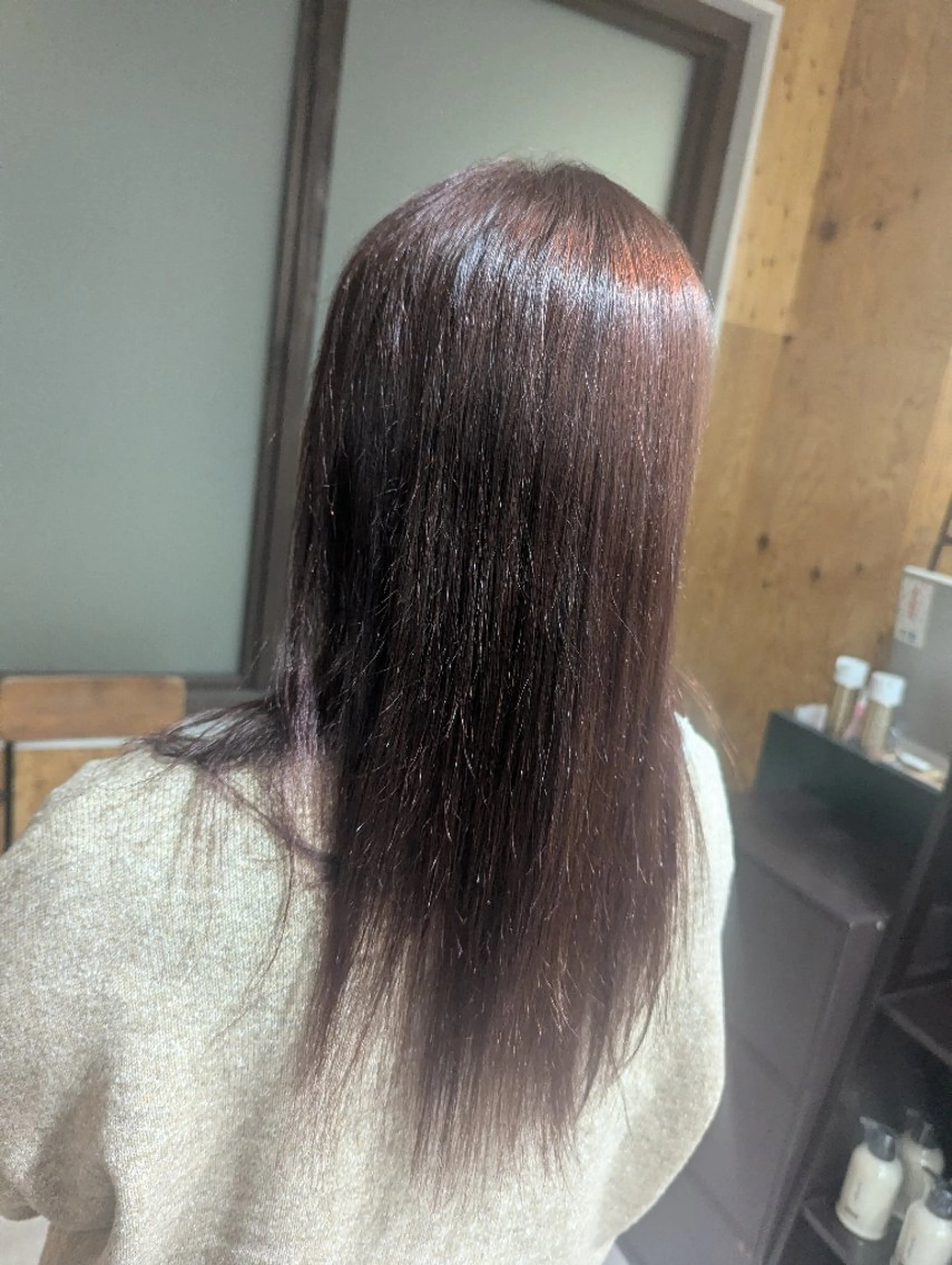 セミロング 桑原 彩花のヘアスタイル