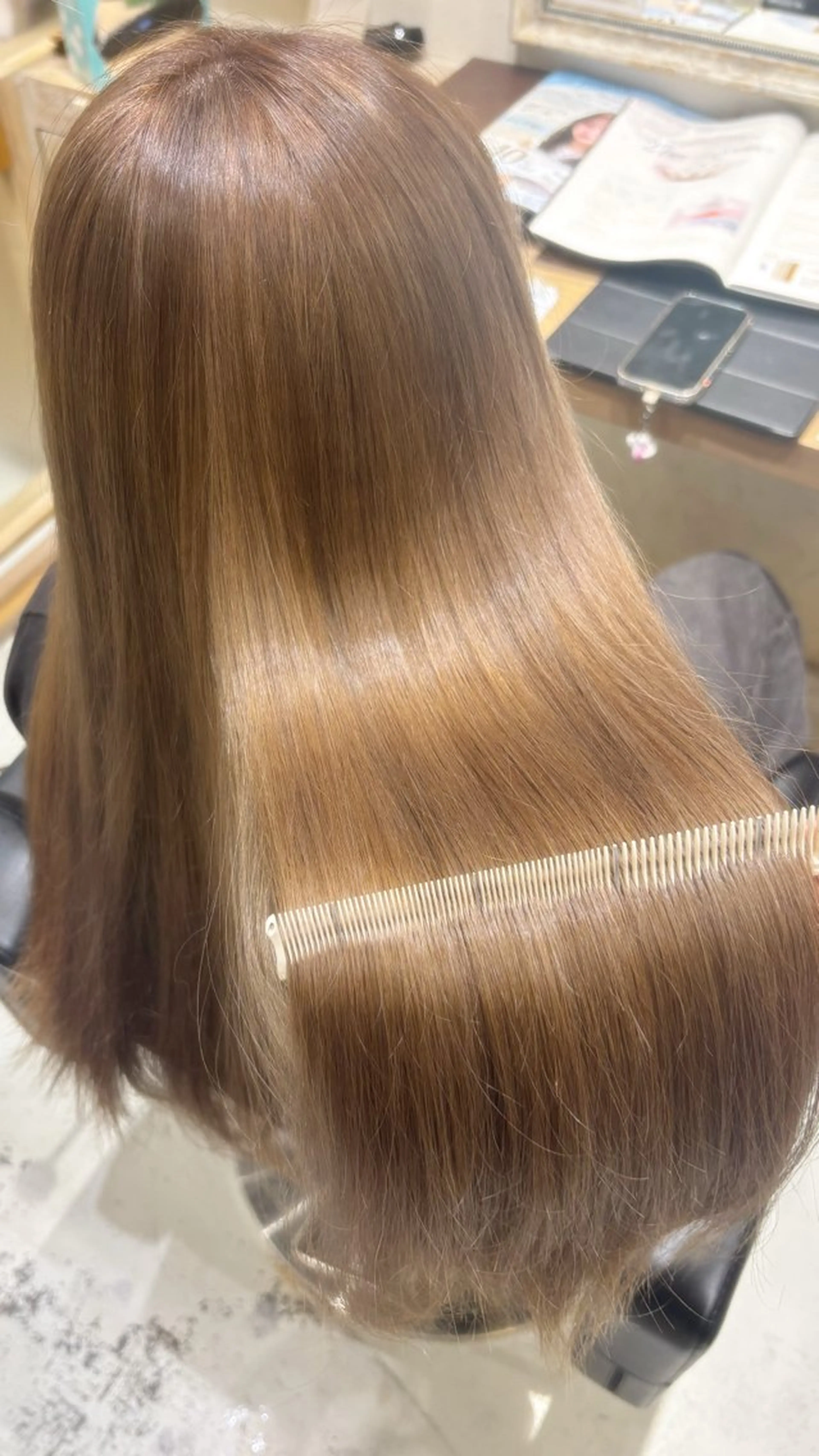 ロング カット ヘアカラー トリートメント ヘッドスパ 透明感グレージュ/ 縮毛矯正/静岡のヘアスタイル