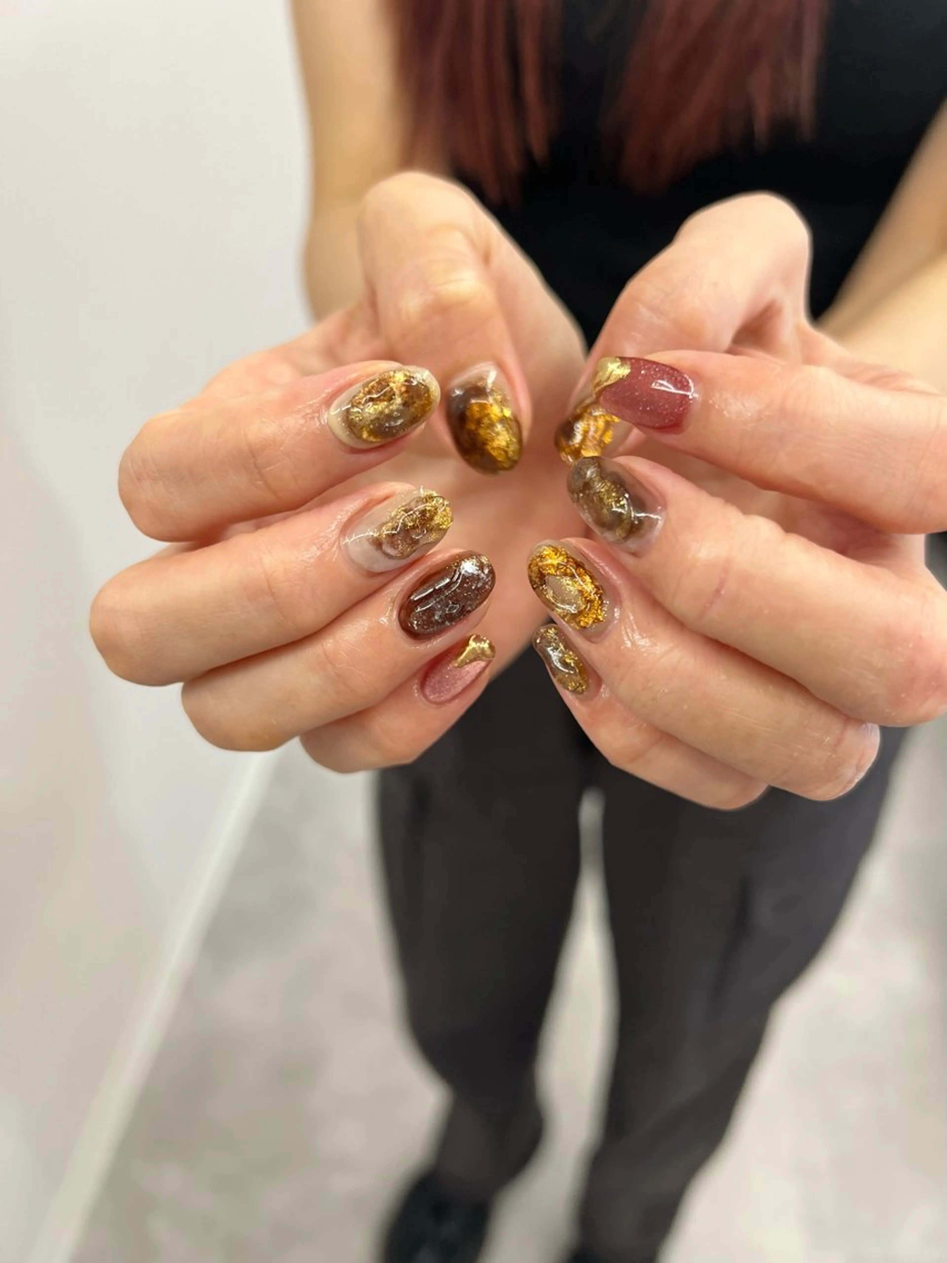 ネイル ボルドー ブラウン ジェルネイル 韓国ネイル マグネットネイル ハンドネイル ハンドケア Bana_ Nailのネイルデザイン