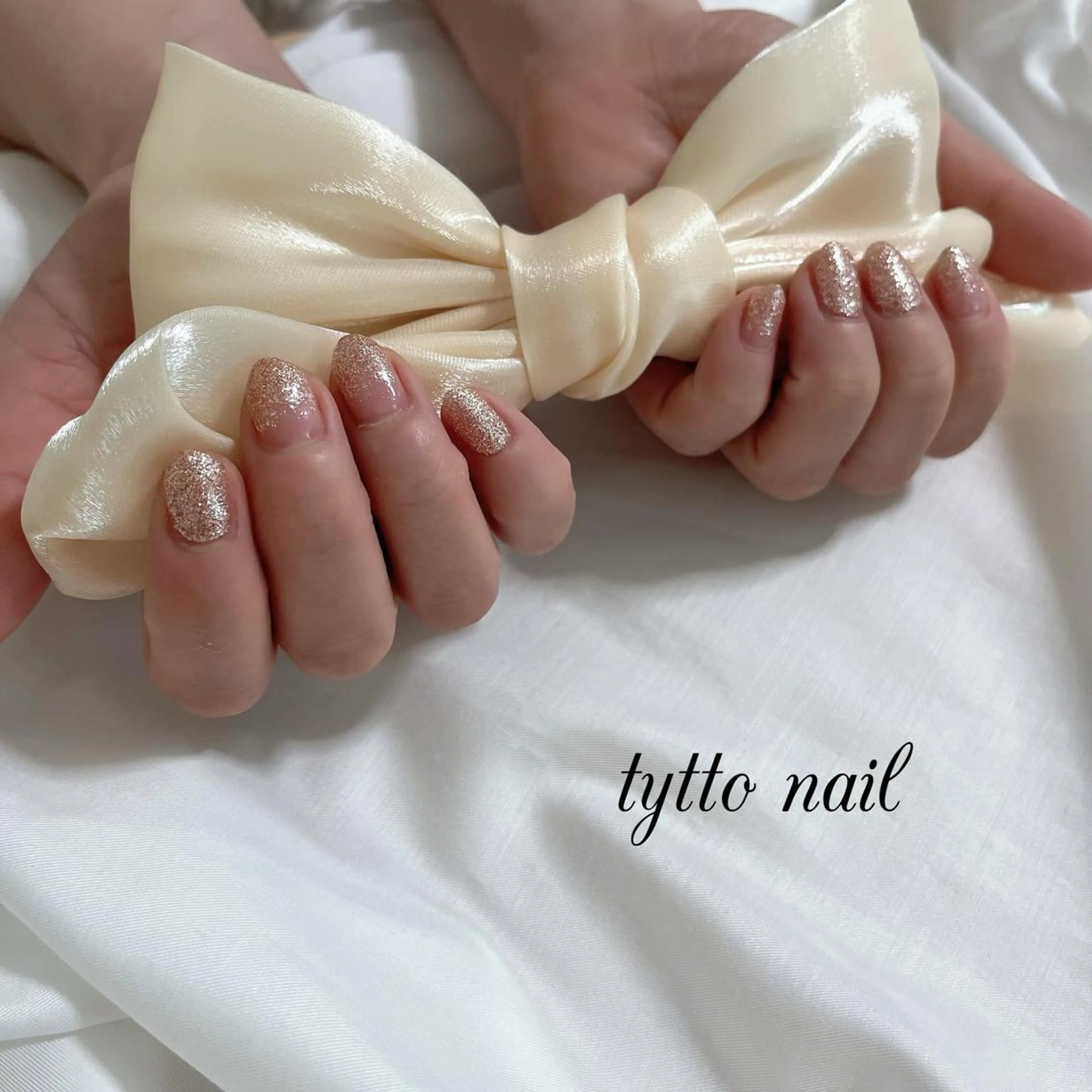 ネイル ブラウン グラデーション ラメ(グリッター) ラメグラデーション オフィスネイル ハンドネイル tytto nail ❤︎‪‪eri‪‪のネイルデザイン