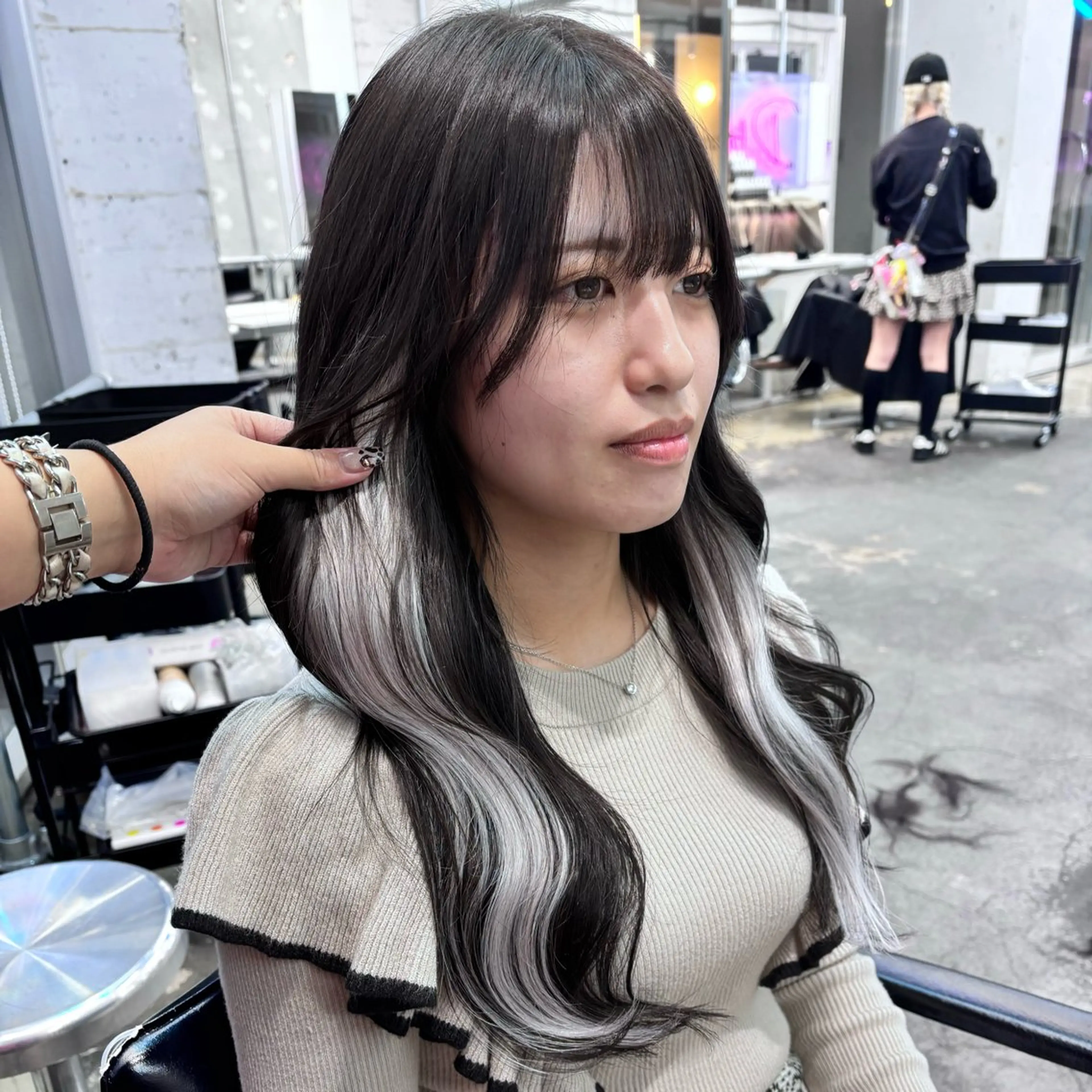 ロング カラー ヘアアレンジ エクステ ヘアカラー トリートメント エクステ ヘアセット 🎀モテ暖色× エクステ🎀あかりのヘアスタイル