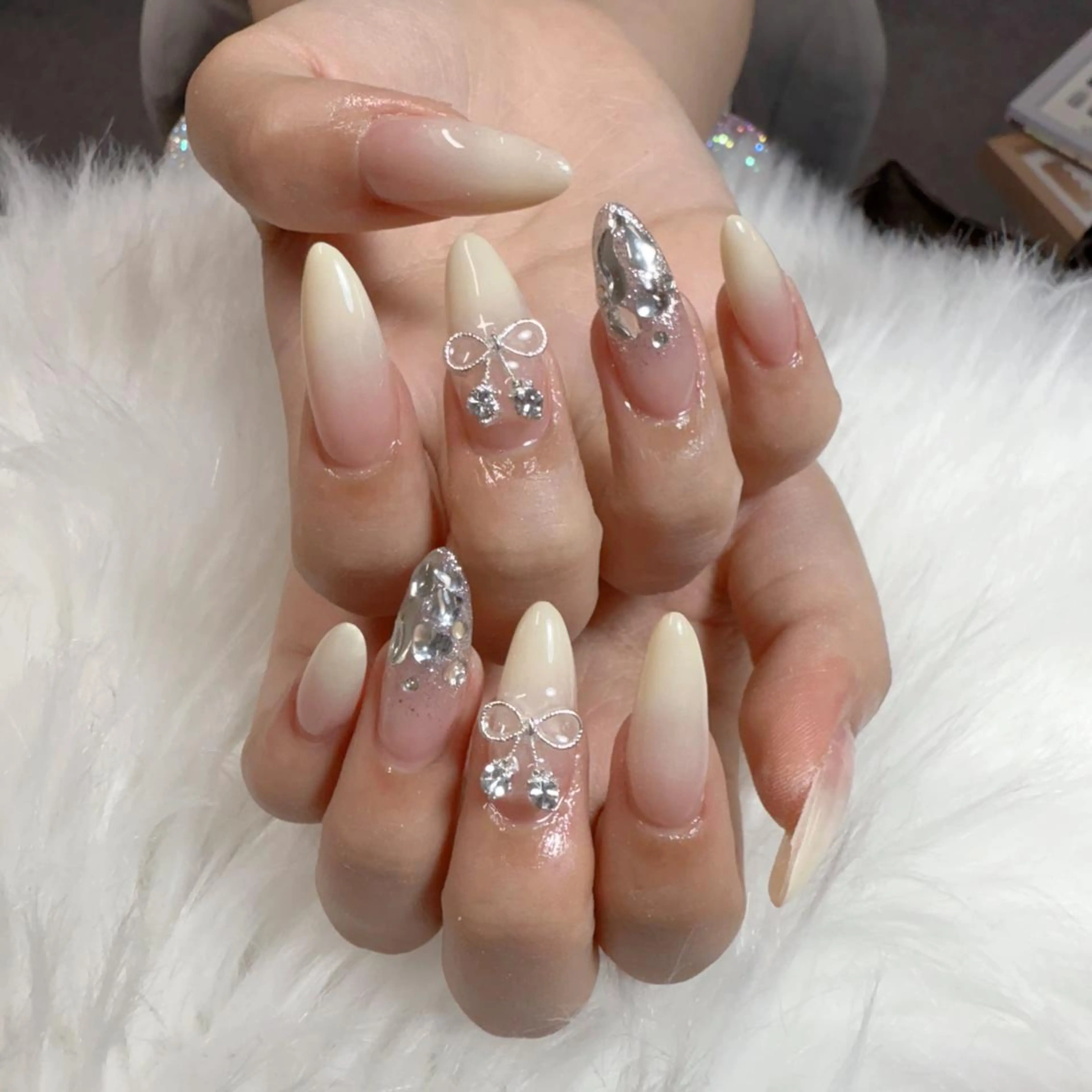 ネイル ハンドネイル 🎀nana🫧 ワンホンネイル🎀のネイルデザイン