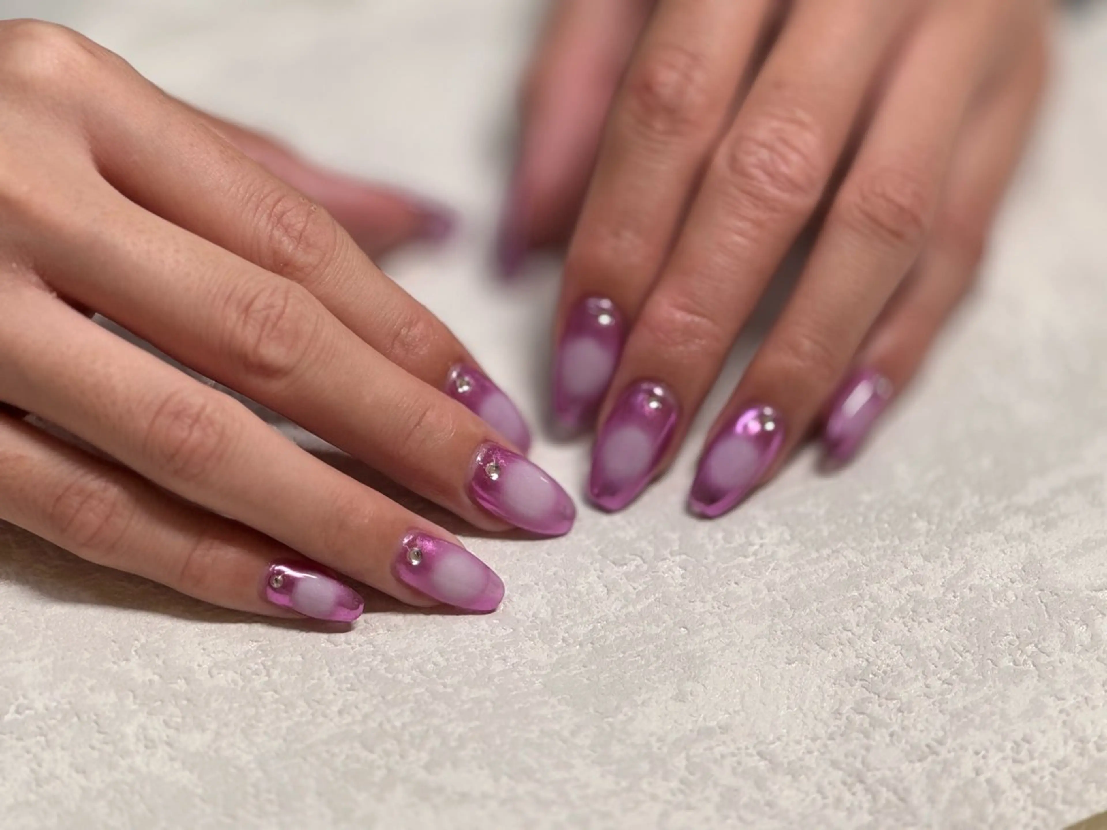 ネイル チークネイル ミラーネイル ピンク nail salon KUON 月島のネイルデザイン