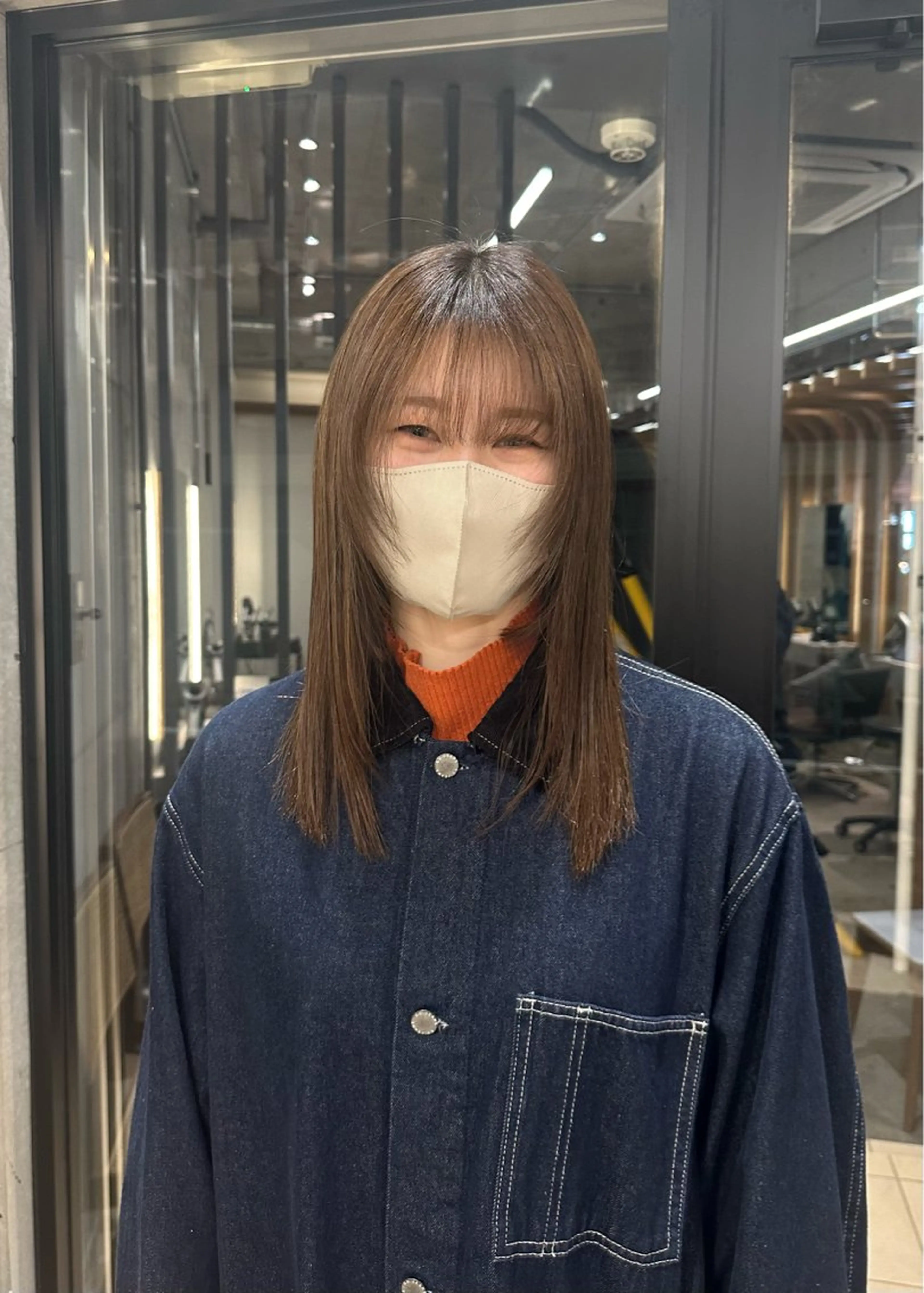 ミディアム カラー ベージュカラー ブリーチ 透明感カラー ブリーチなしカラー オリーブベージュ タグチ アスカのヘアスタイル