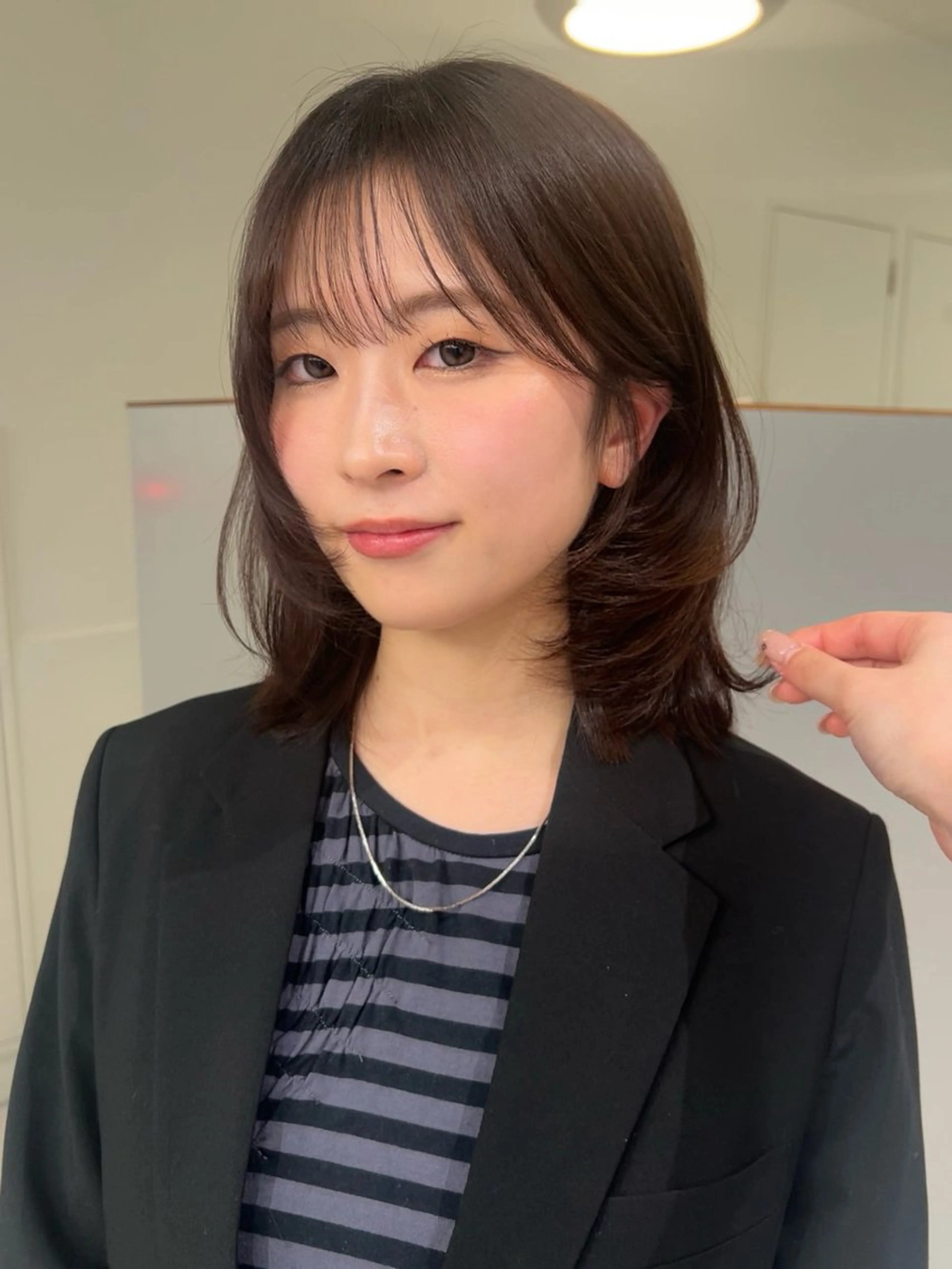 ミディアム 顔まわりカット/透け カラー/Memi🎀のヘアスタイル