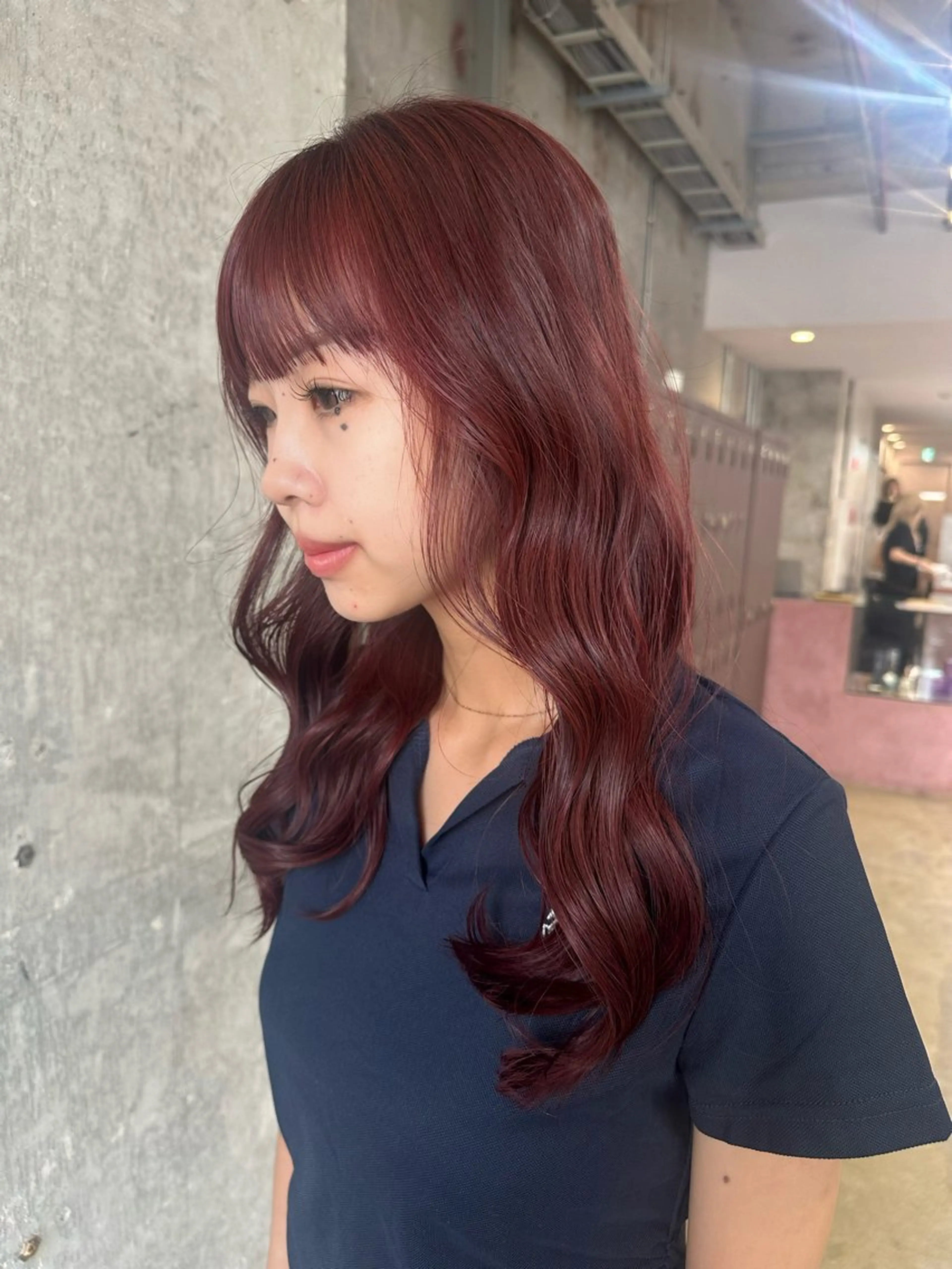 ロング カラー 岡本 舞/暖色カラーのヘアスタイル