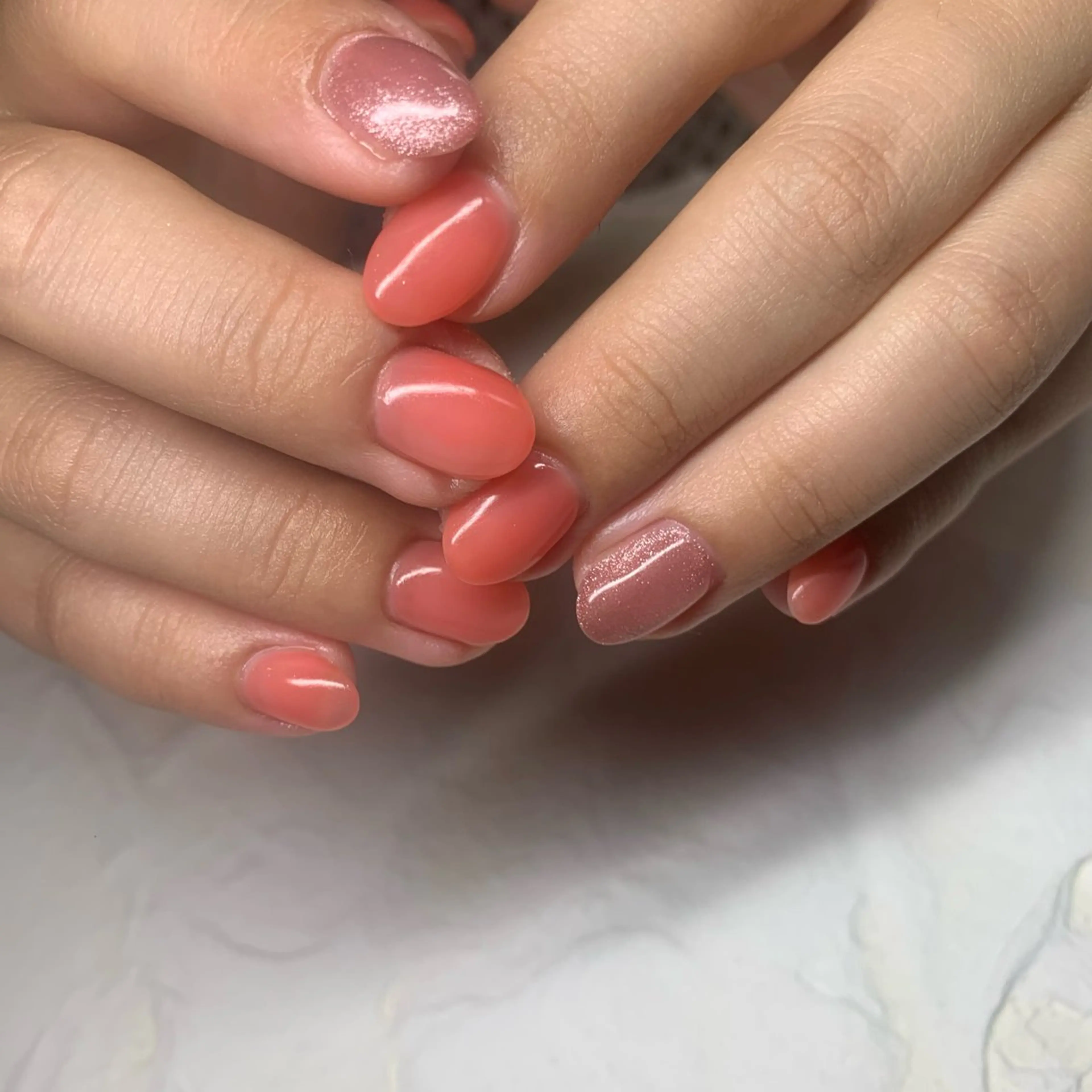 ネイル マグネットネイル オフィスネイル ワンカラーネイル シンプルネイル ハンドネイル happiness nailのネイルデザイン