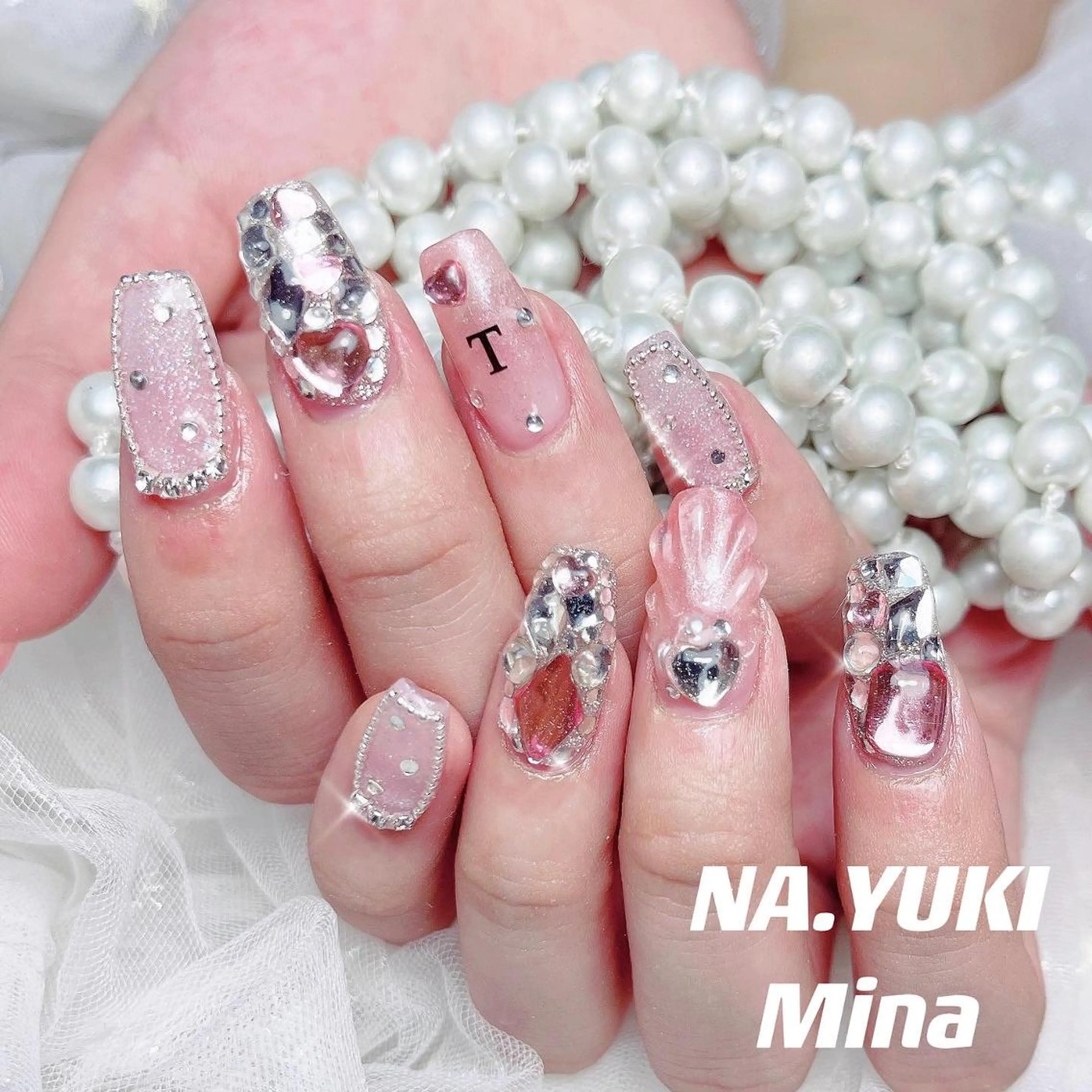 ネイル アートネイル ハンドネイル ハンドケア ナユキNA.YUKI 池袋店のネイルデザイン