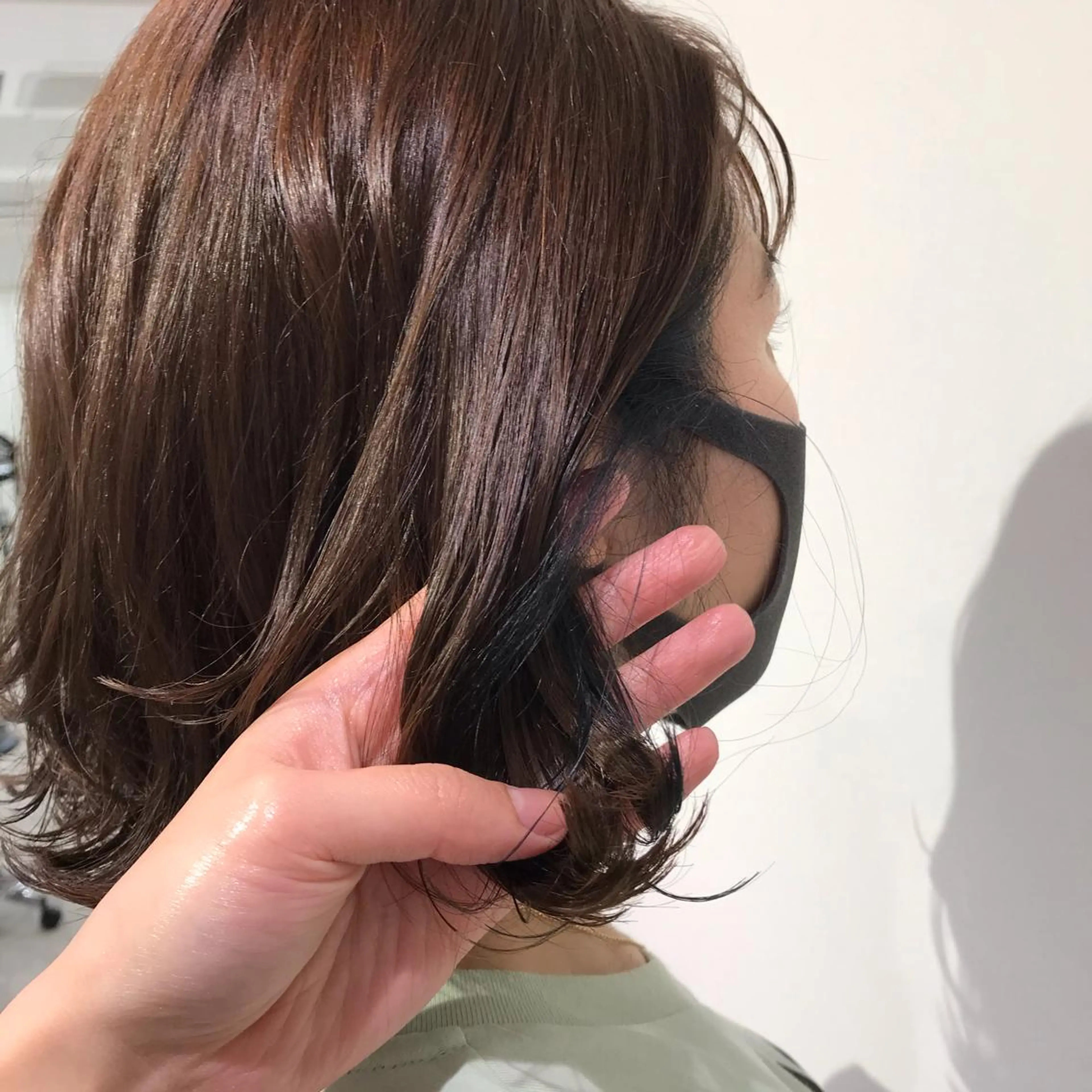 ミディアム カラー ブルーカラー ブルージュ イヤリングカラー ボブ ヘアカラー トリートメント 【暖色カラー特化】 中山由梨のヘアスタイル