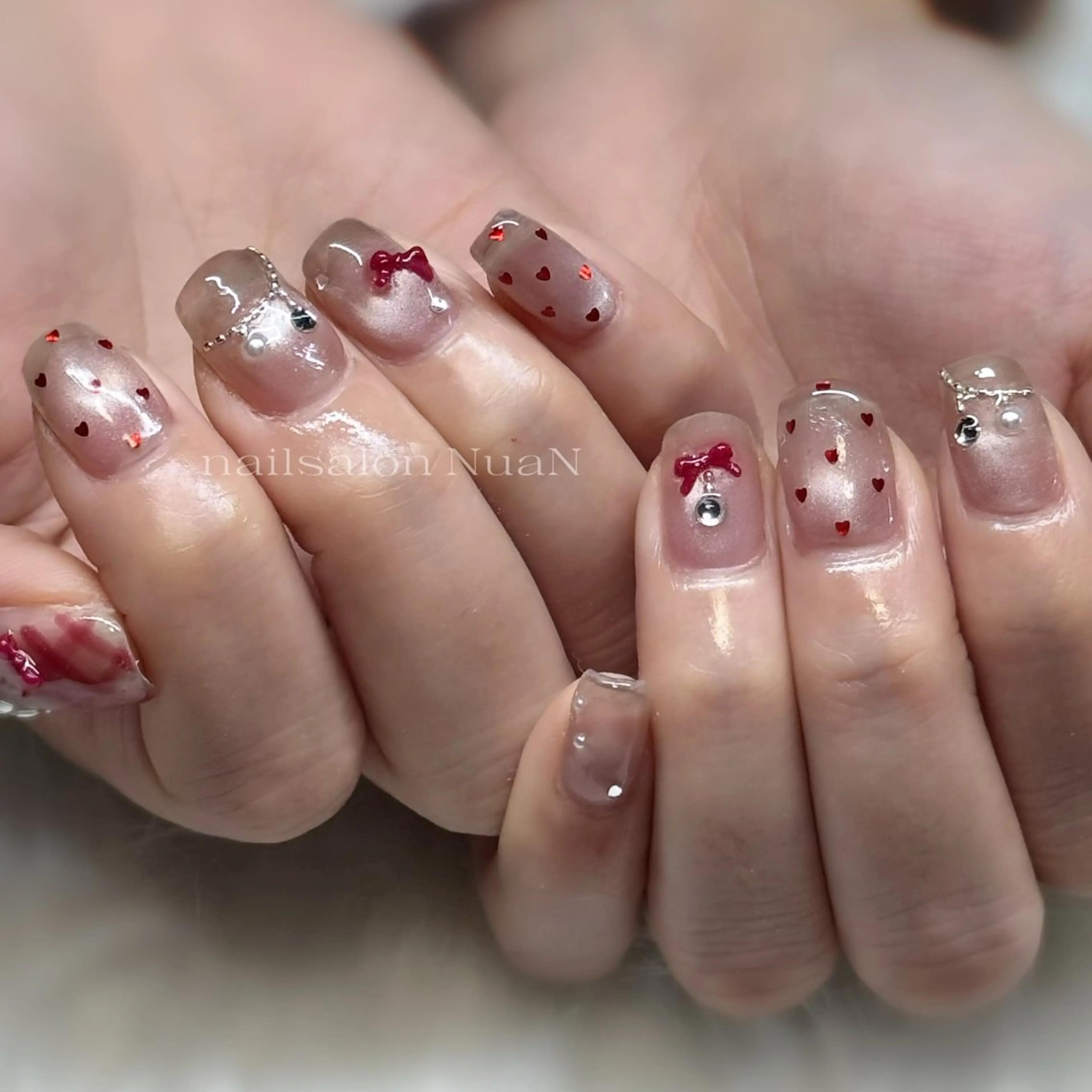 ネイル ハンドネイル NuaN ミニモ停止中のネイルデザイン