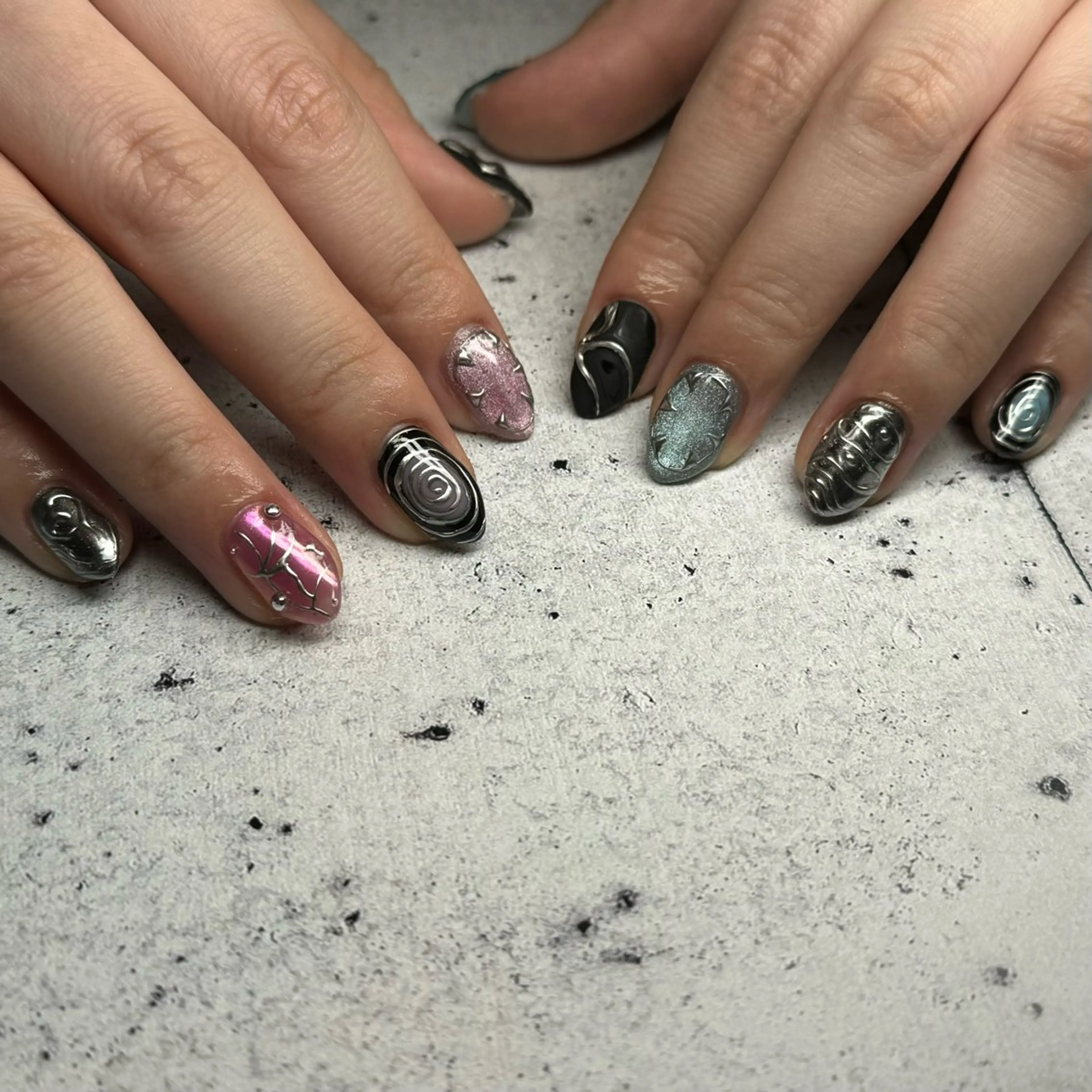 ネイル ハンドネイル 𝐫𝐚𝐢 𝐧𝐚𝐢𝐥のネイルデザイン