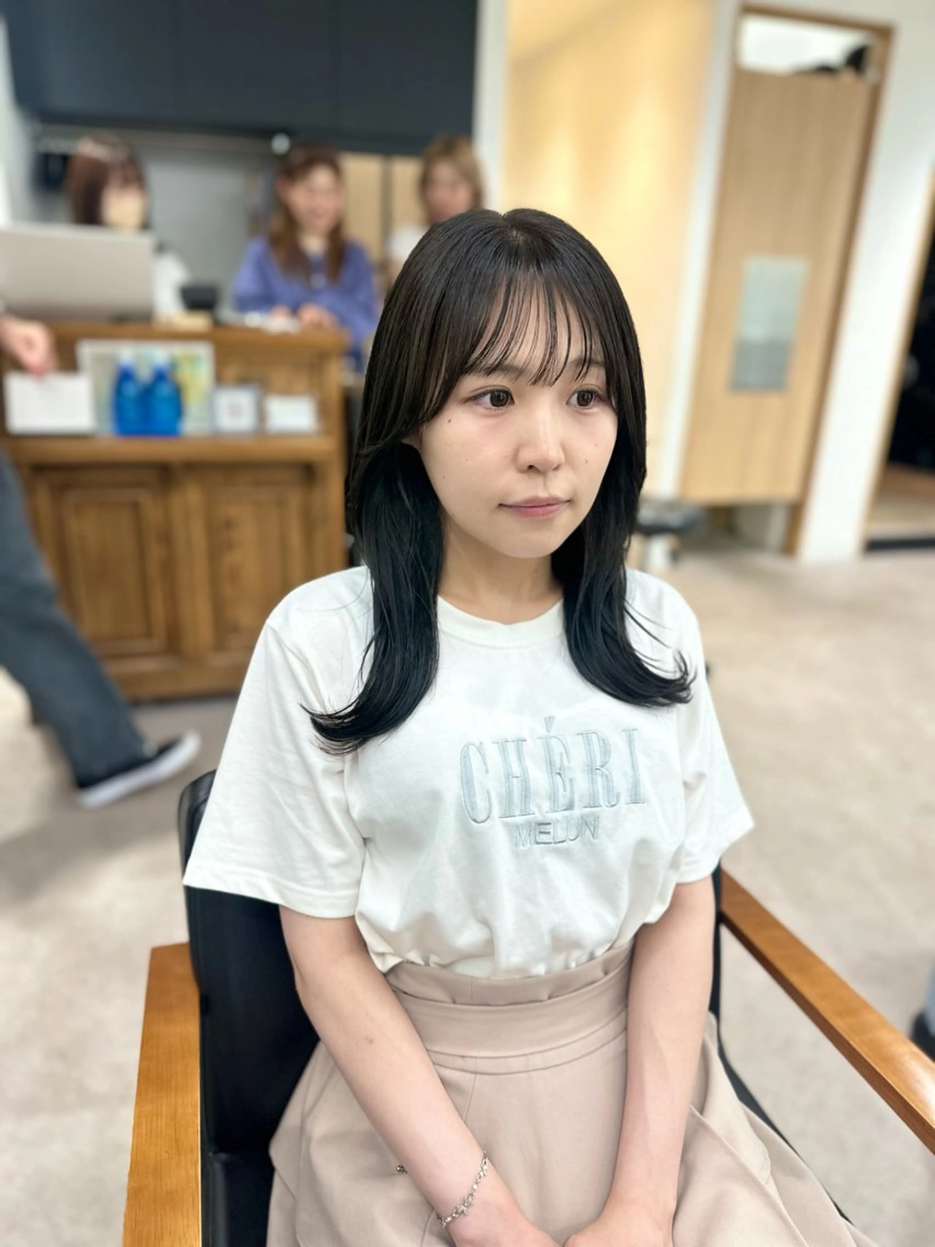 セミロング カラー パーマ ヘアアレンジ メンズ キッズ 骨格レイヤーカット 🌿美髪縮毛矯正のヘアスタイル