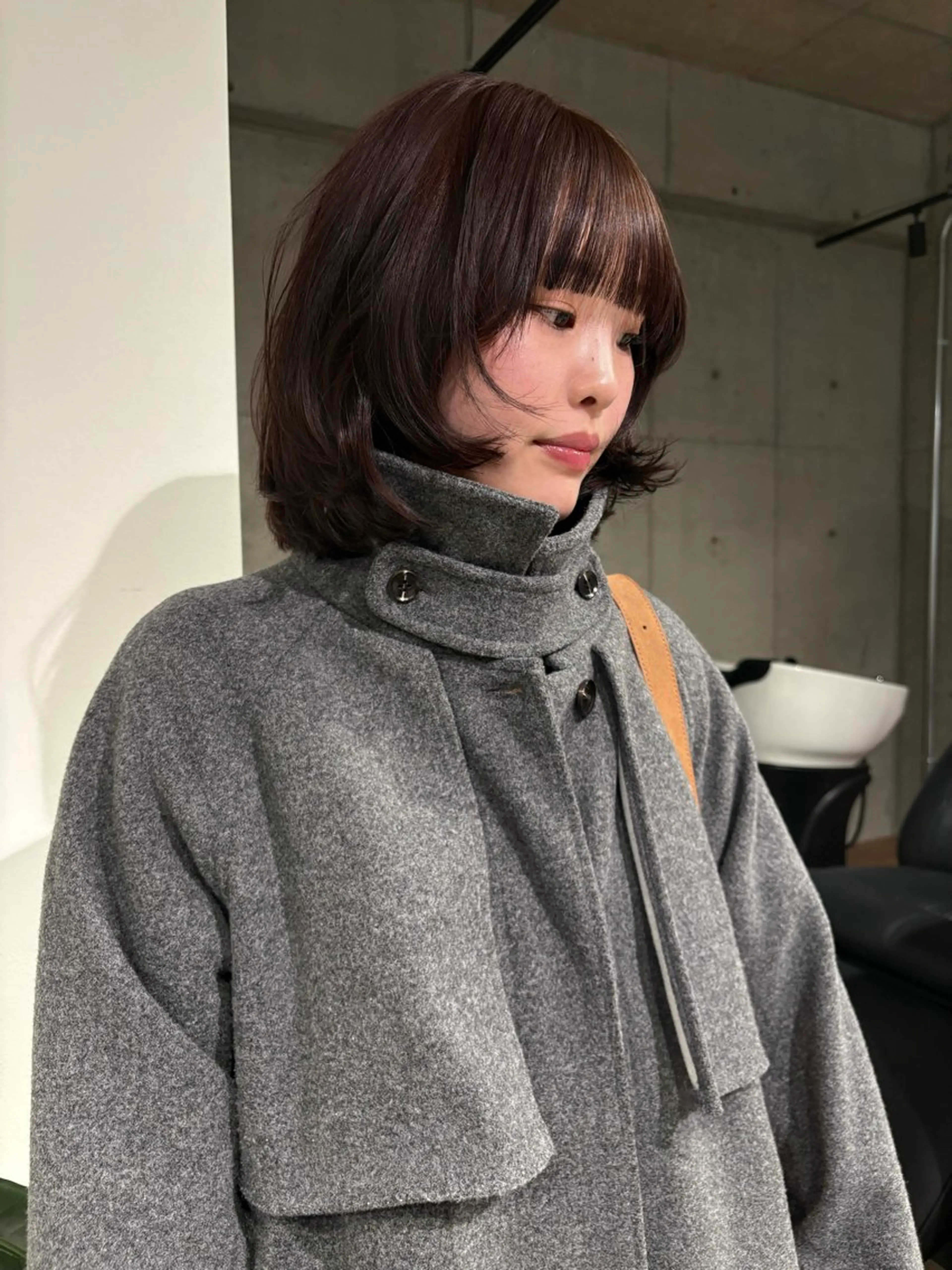 ミディアム 薄暮 マツイ　レンのヘアスタイル