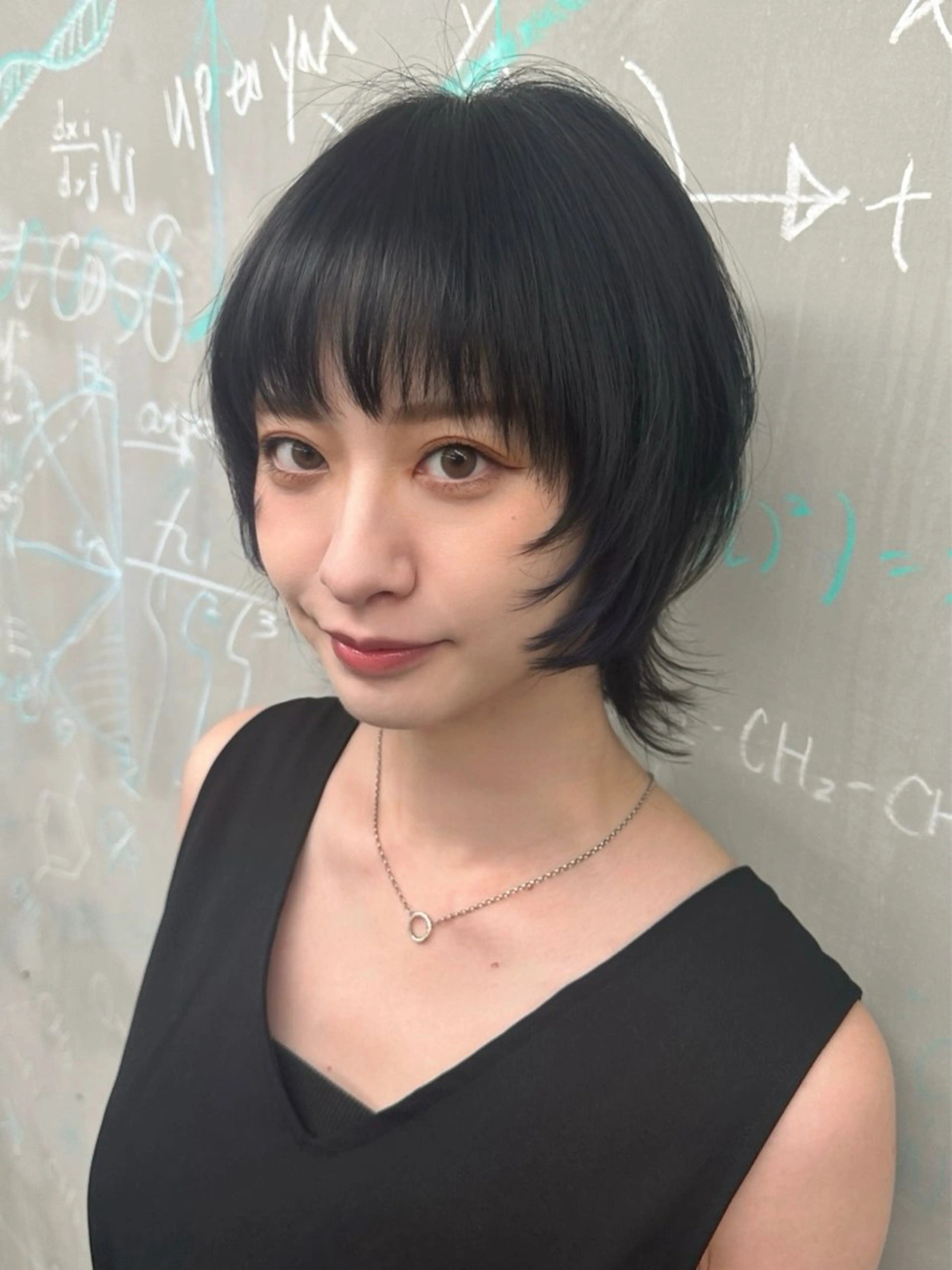 ショート カラー カット トリートメント 原宿アンリ 山下卓也のヘアスタイル