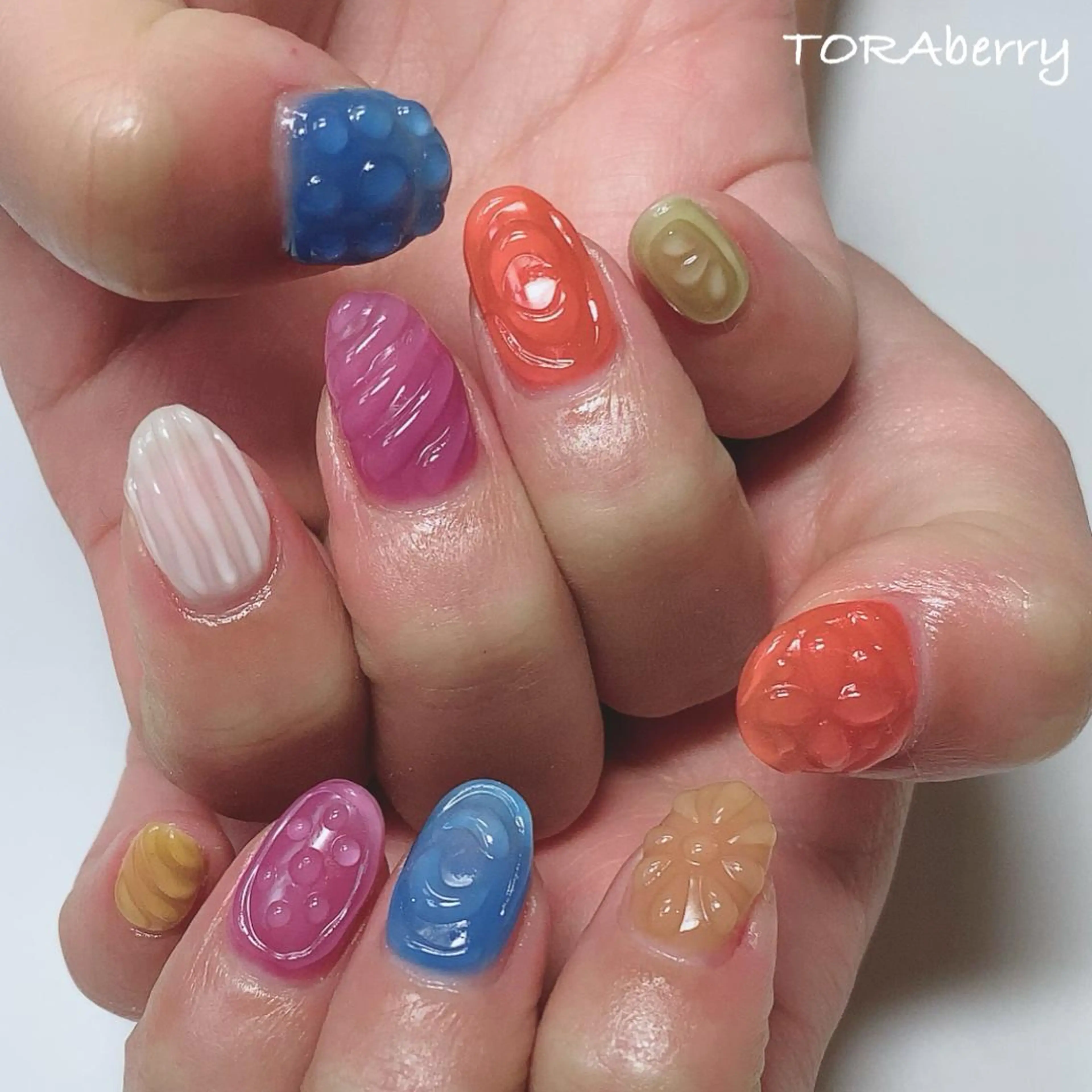 ネイル ハンドネイル ネイリスト なつみのネイルデザイン