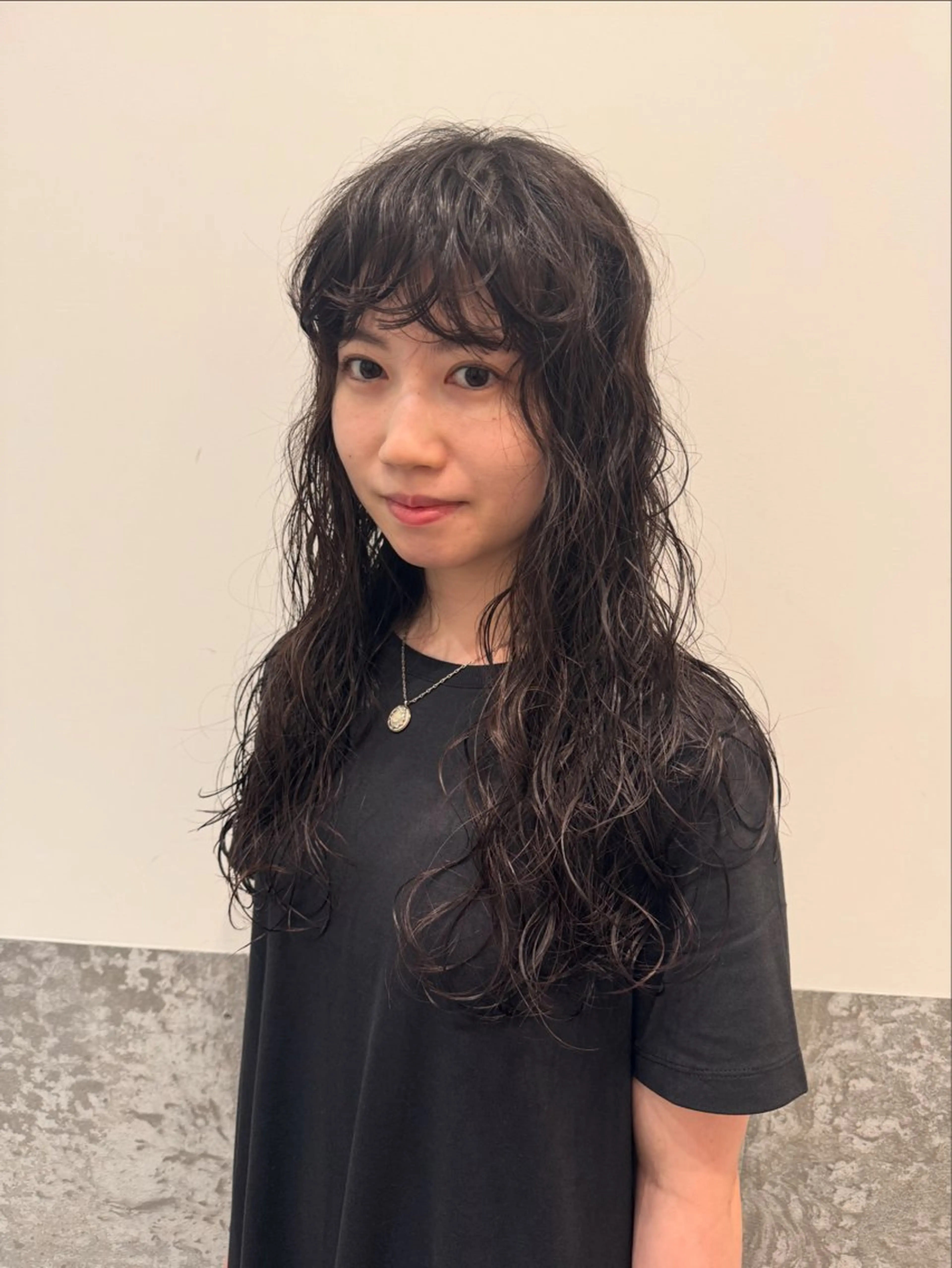 ロング パーマ ロング カット パーマ トリートメント センスをお届けします 大谷将生infpのヘアスタイル