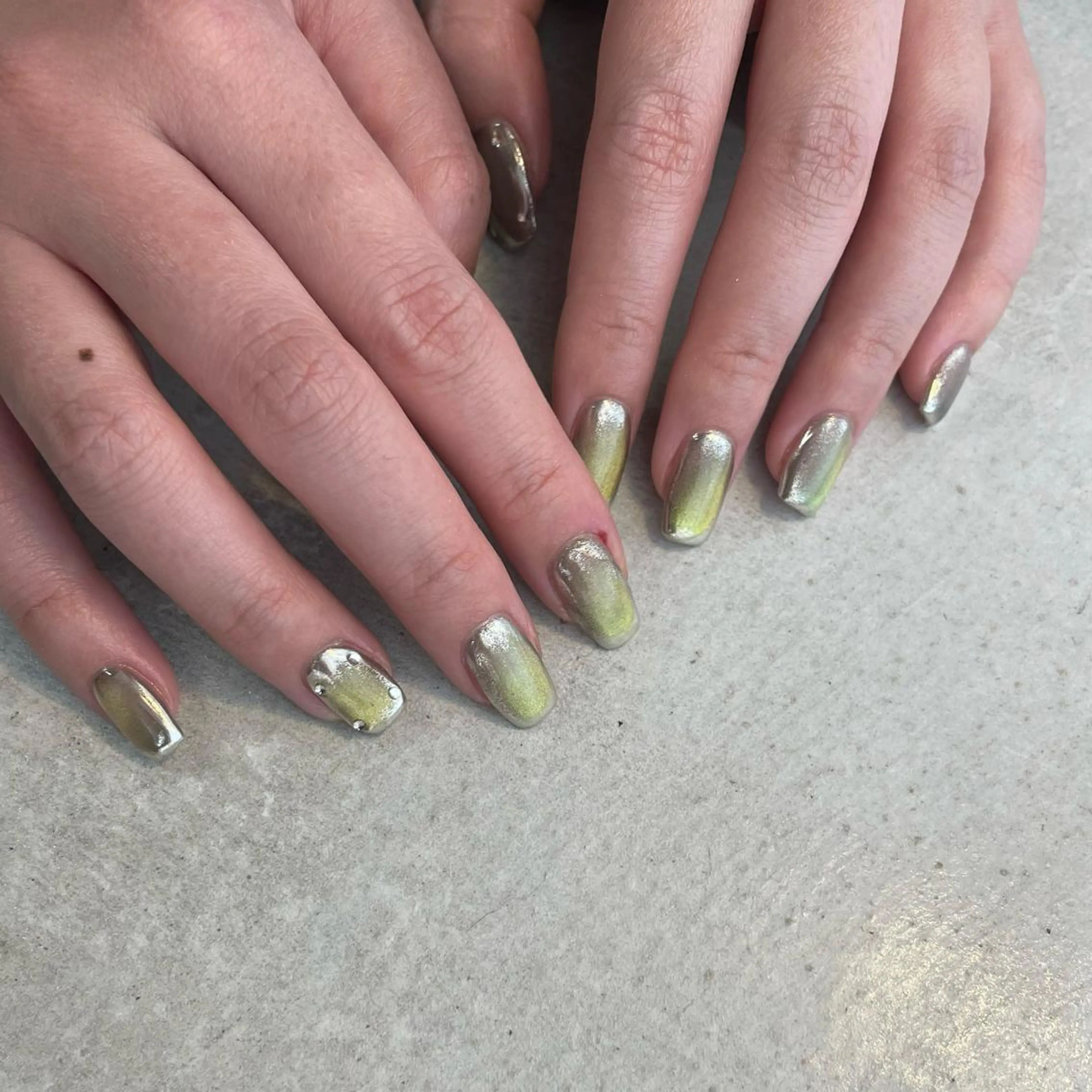 ネイル twoo______ miyuのネイルデザイン