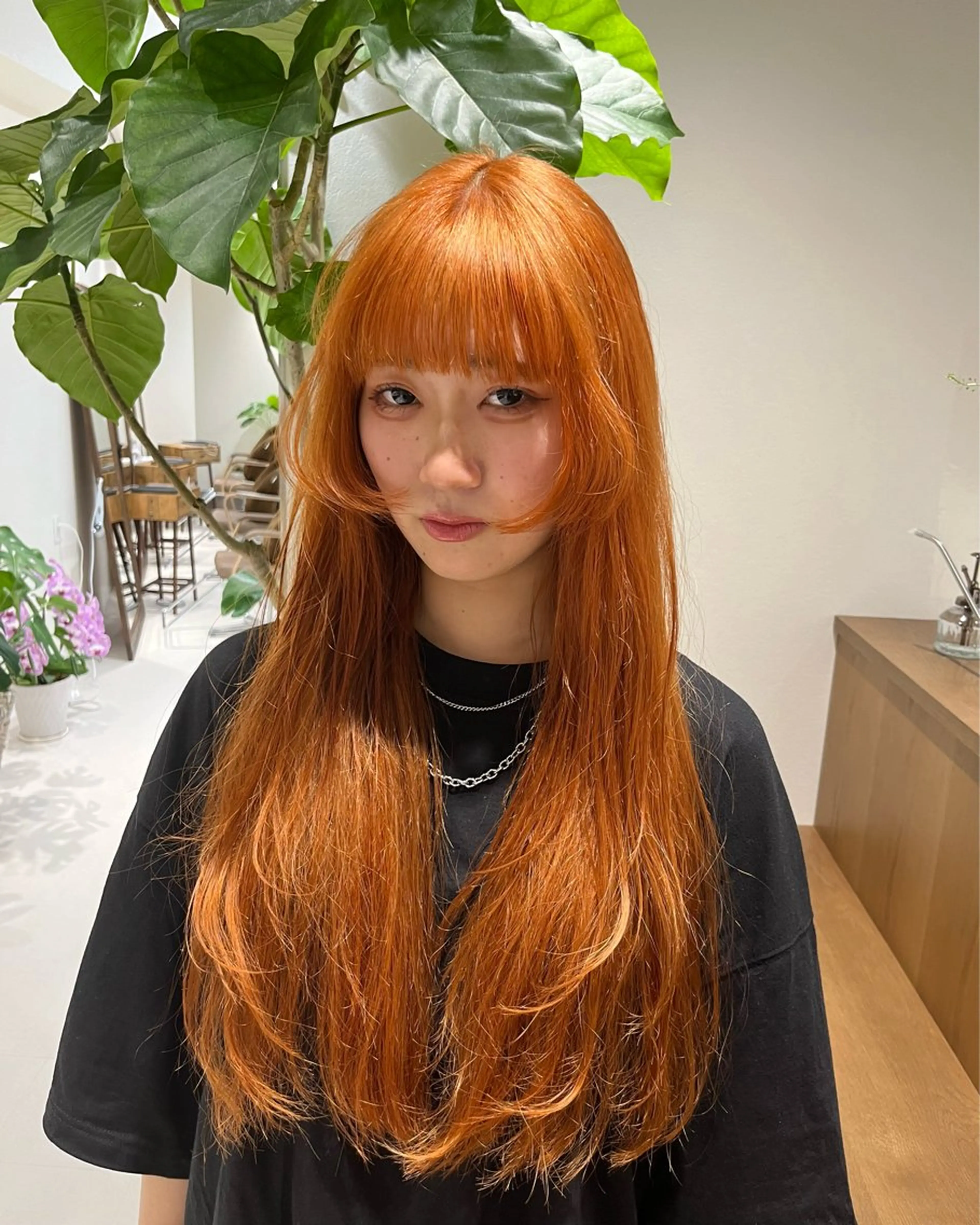 ロング カラー オレンジ 姫カット レイヤーカット カット ヘアカラー トリートメント レイヤーカット/ブラ ウンカラー/河野凜のヘアスタイル