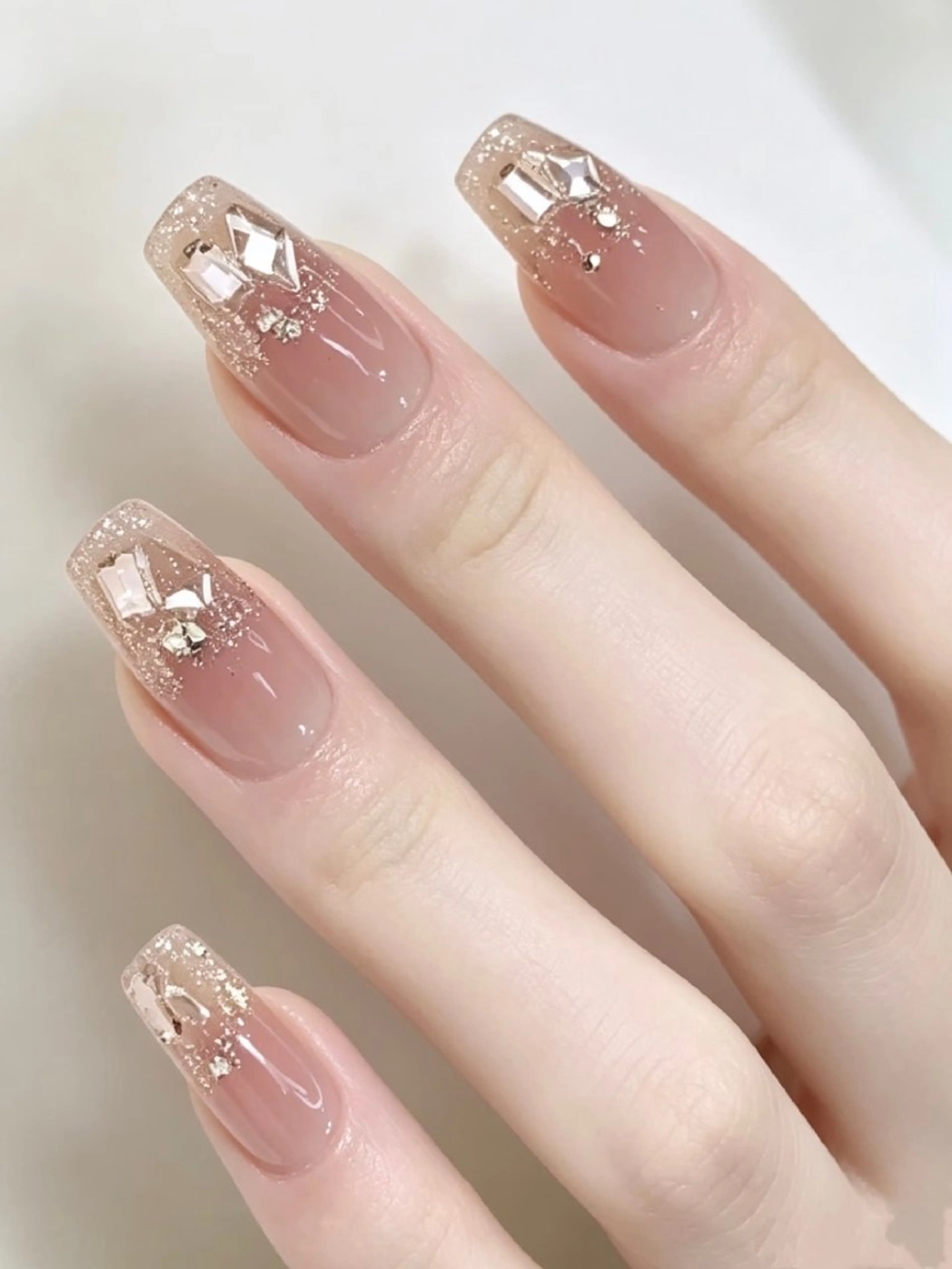 ネイル ハンドネイル 横浜市中区曙町 E·U·Bネイルのネイルデザイン