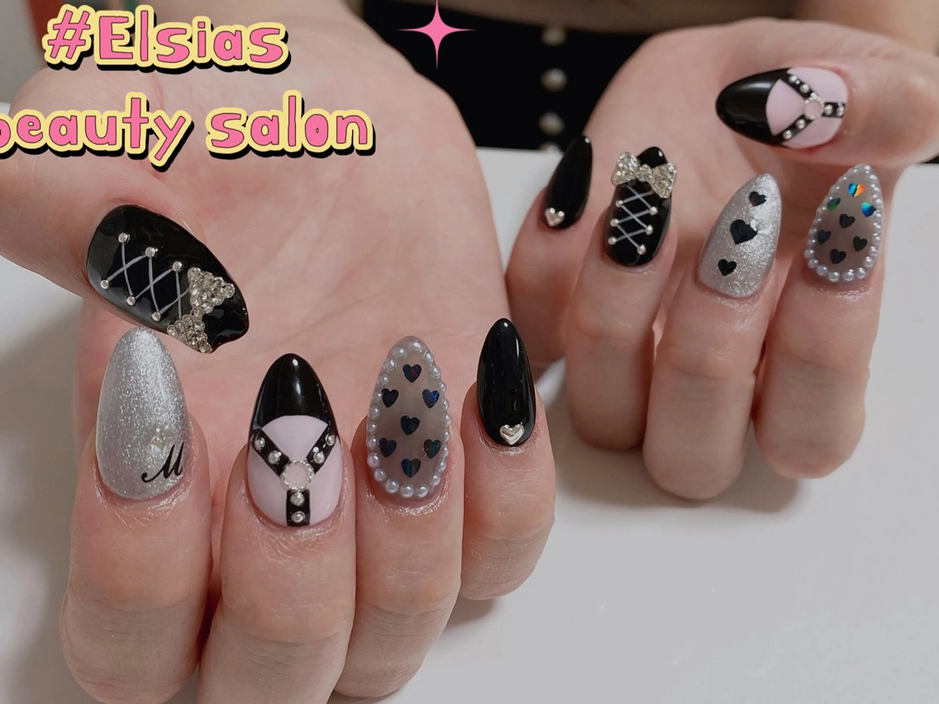 ネイル ハンドネイル Elsias 詩織のマツエク・マツパデザイン