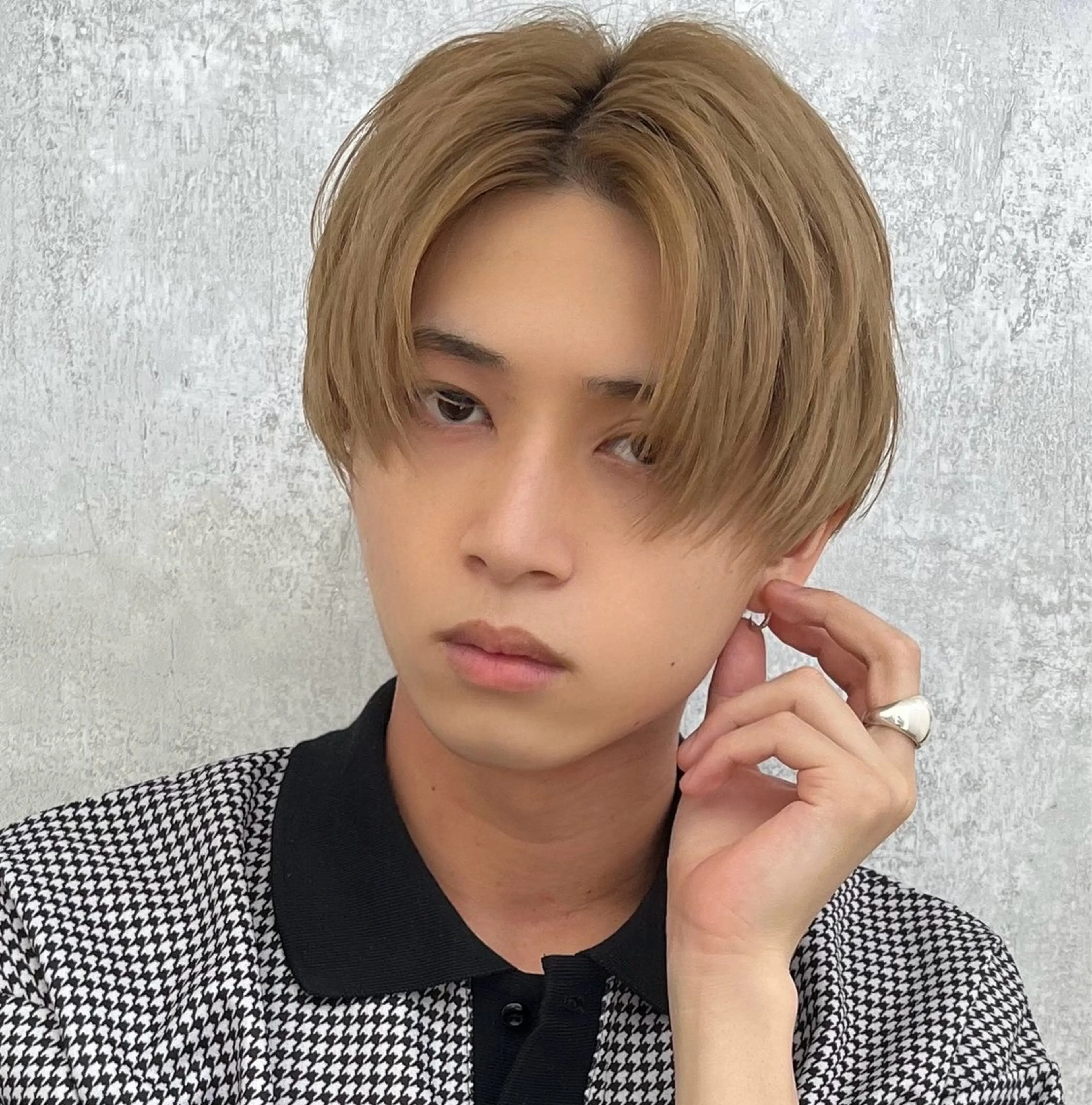 メンズ センターパート 佐藤 和佳菜のヘアスタイル