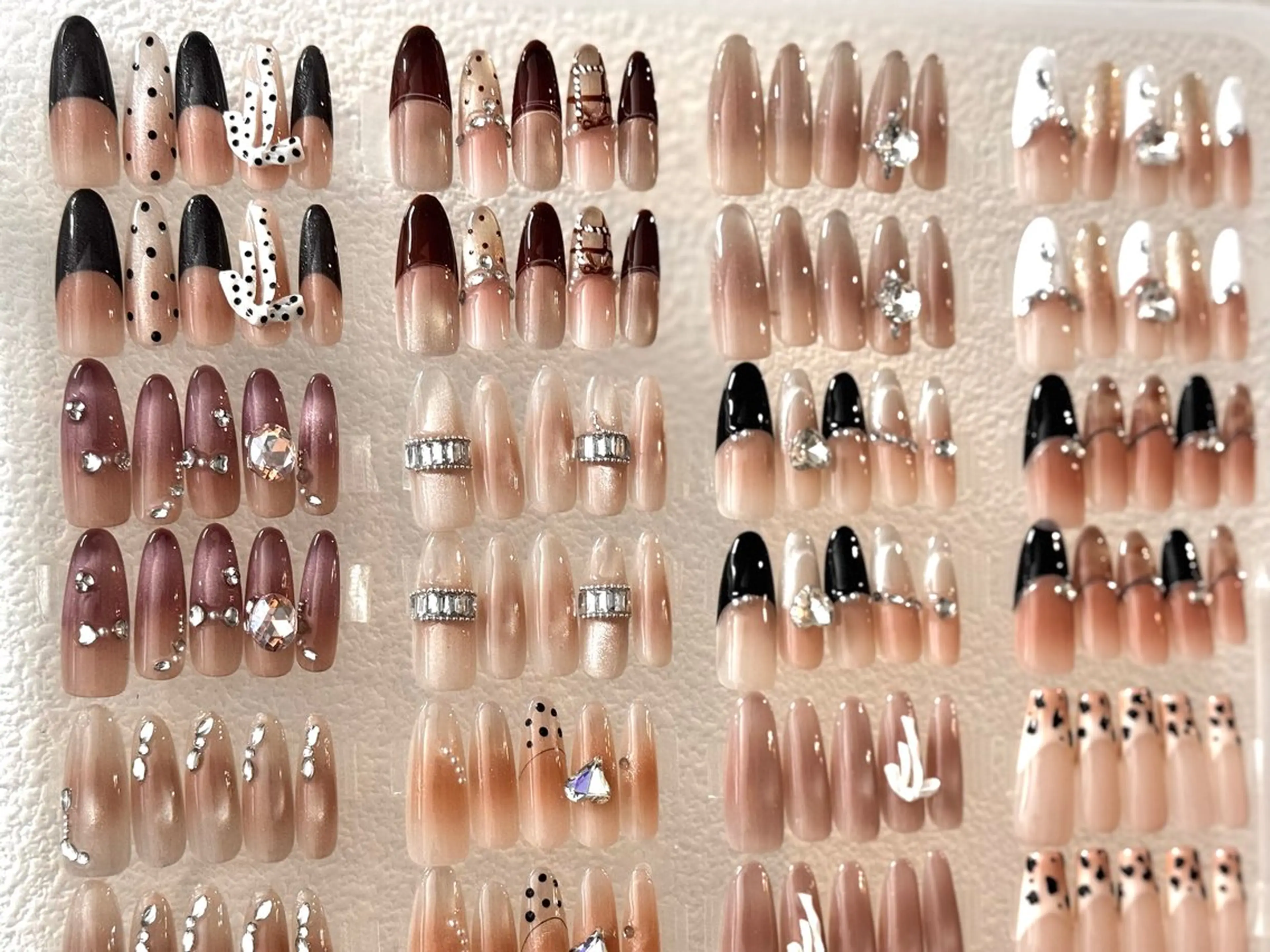 ネイル J&C Nail Salon吉祥寺所属・Yu  Ki ネイルのネイルデザイン