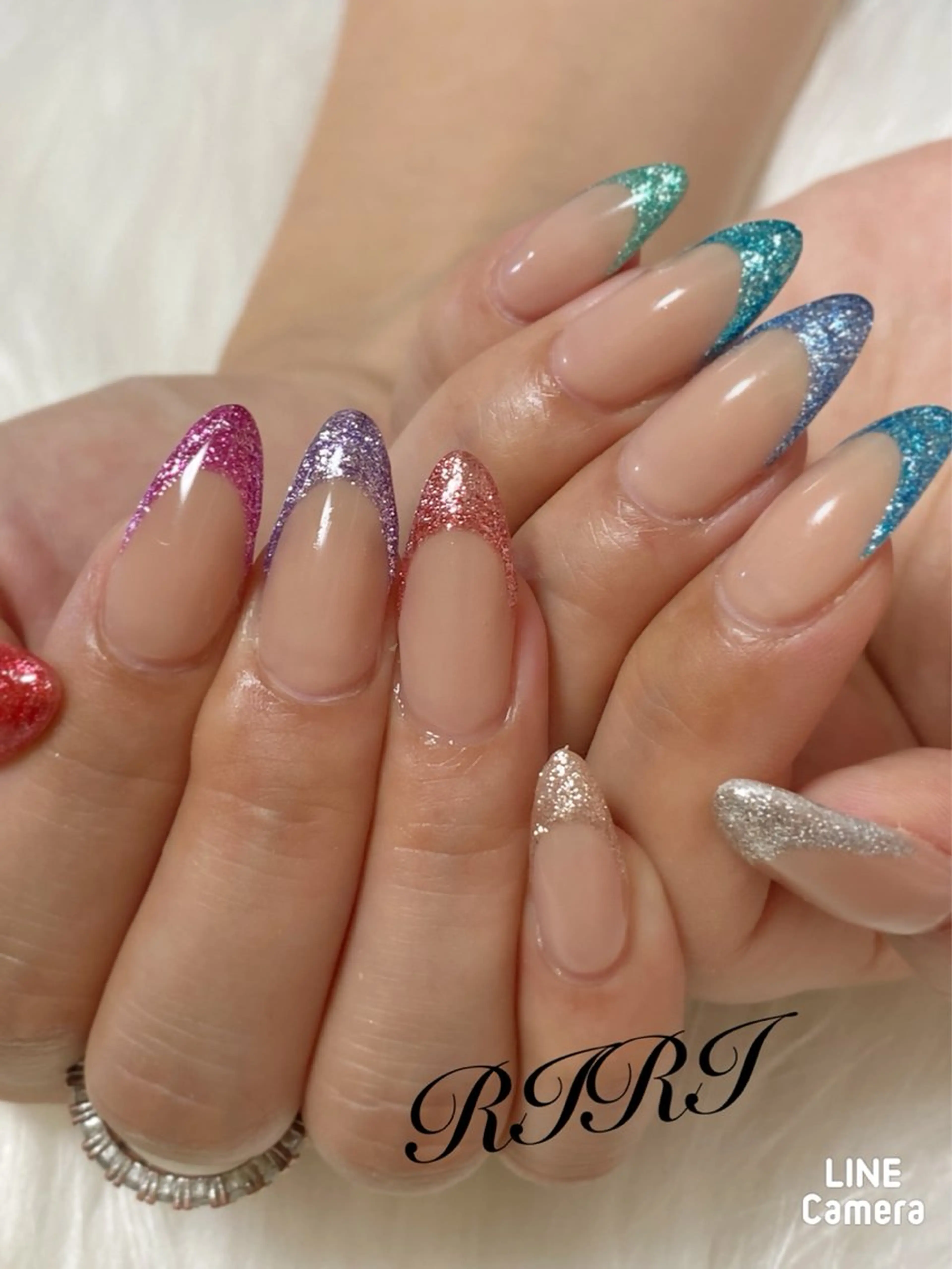ネイル フレンチネイル ジェルネイル キラキラネイル 韓国ネイル ラメ(グリッター) ハンドネイル riri オーナーのネイルデザイン