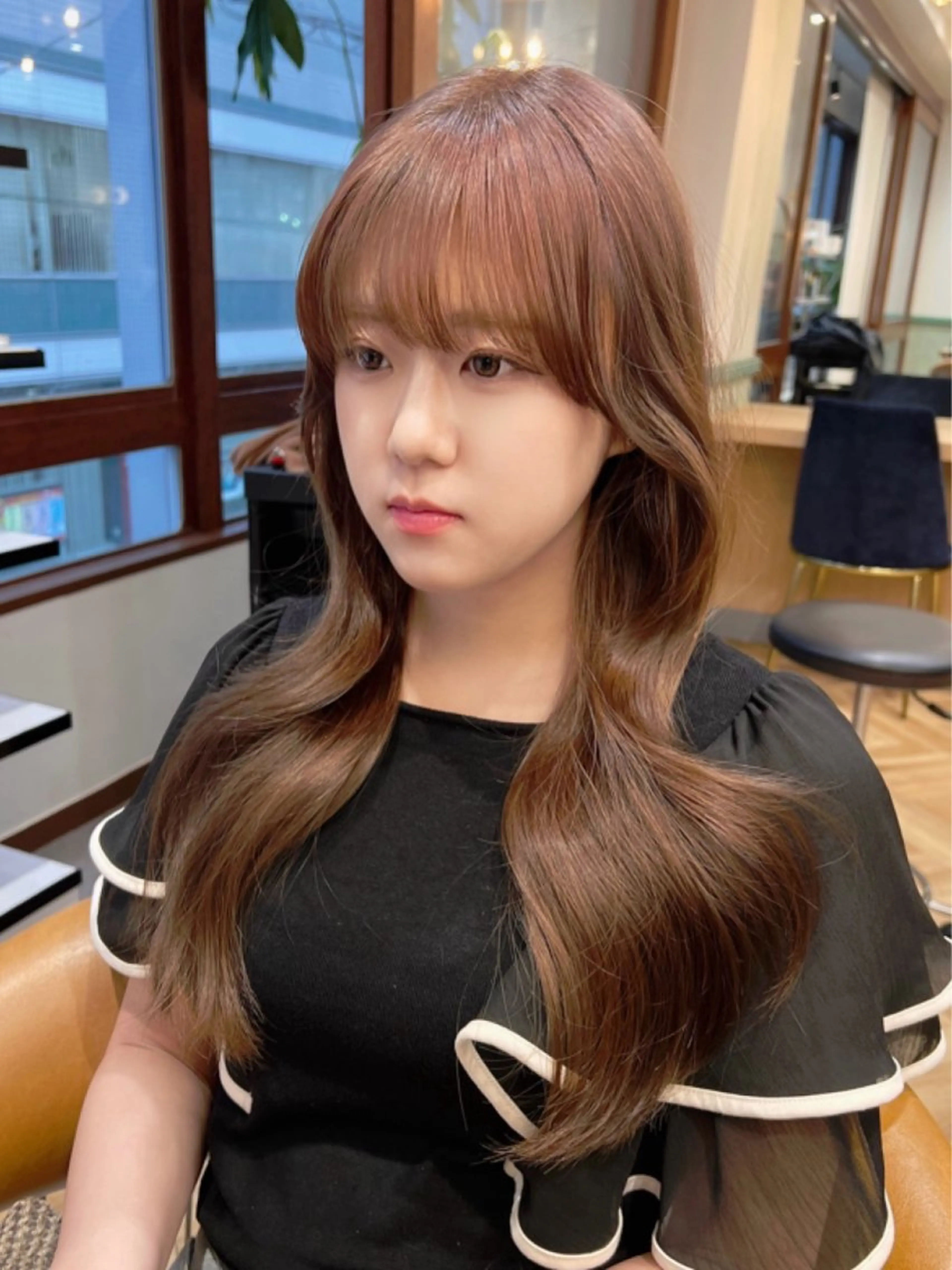 セミロング くびれヘア ヨシンモリ 韓国風ヘア レイヤーカット トリートメント 韓国レイヤーカット/ 縮毛矯正/羽田航のヘアスタイル