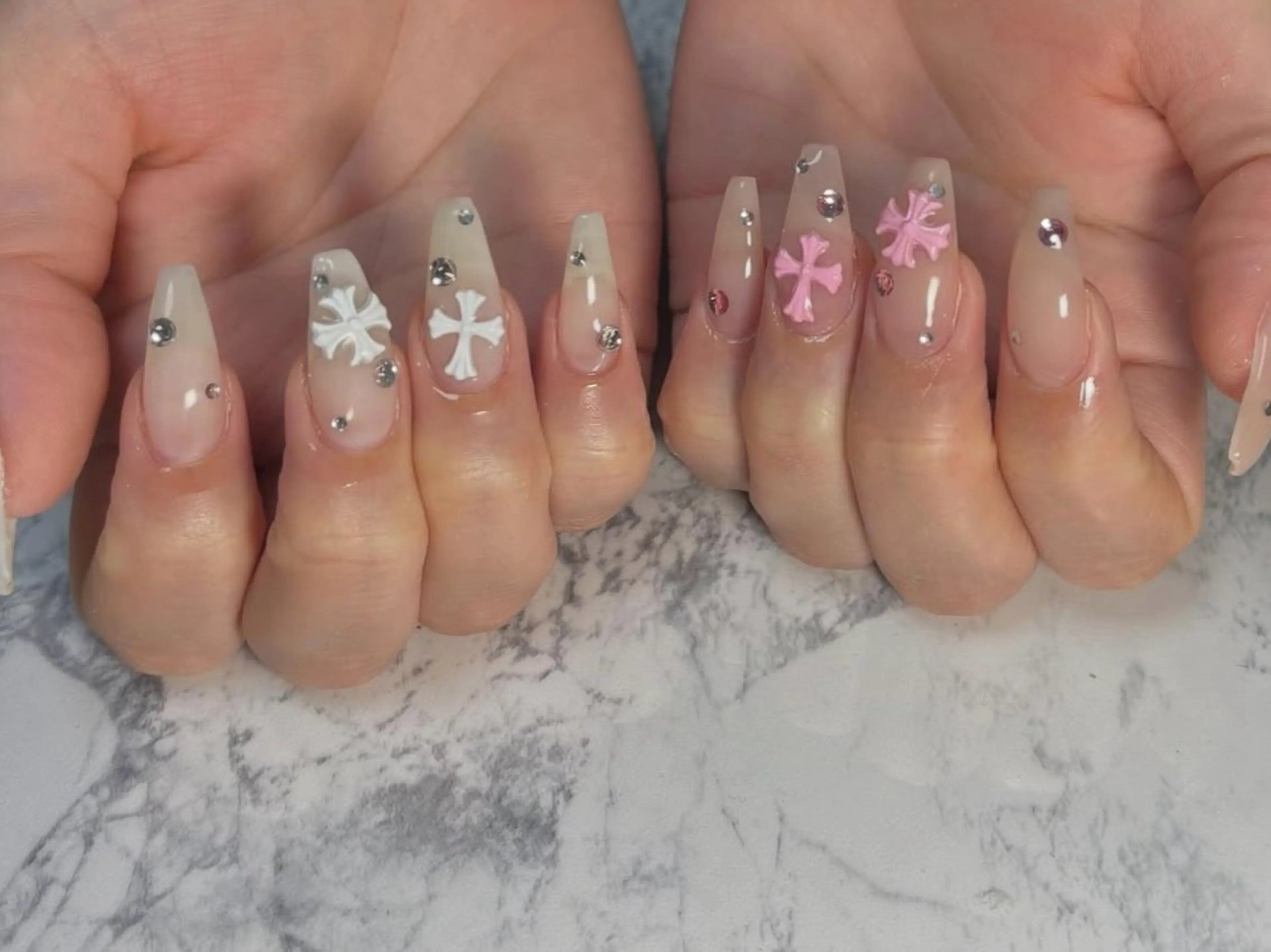 ネイル ハンドネイル R’s nailのエステ・リラクイメージ