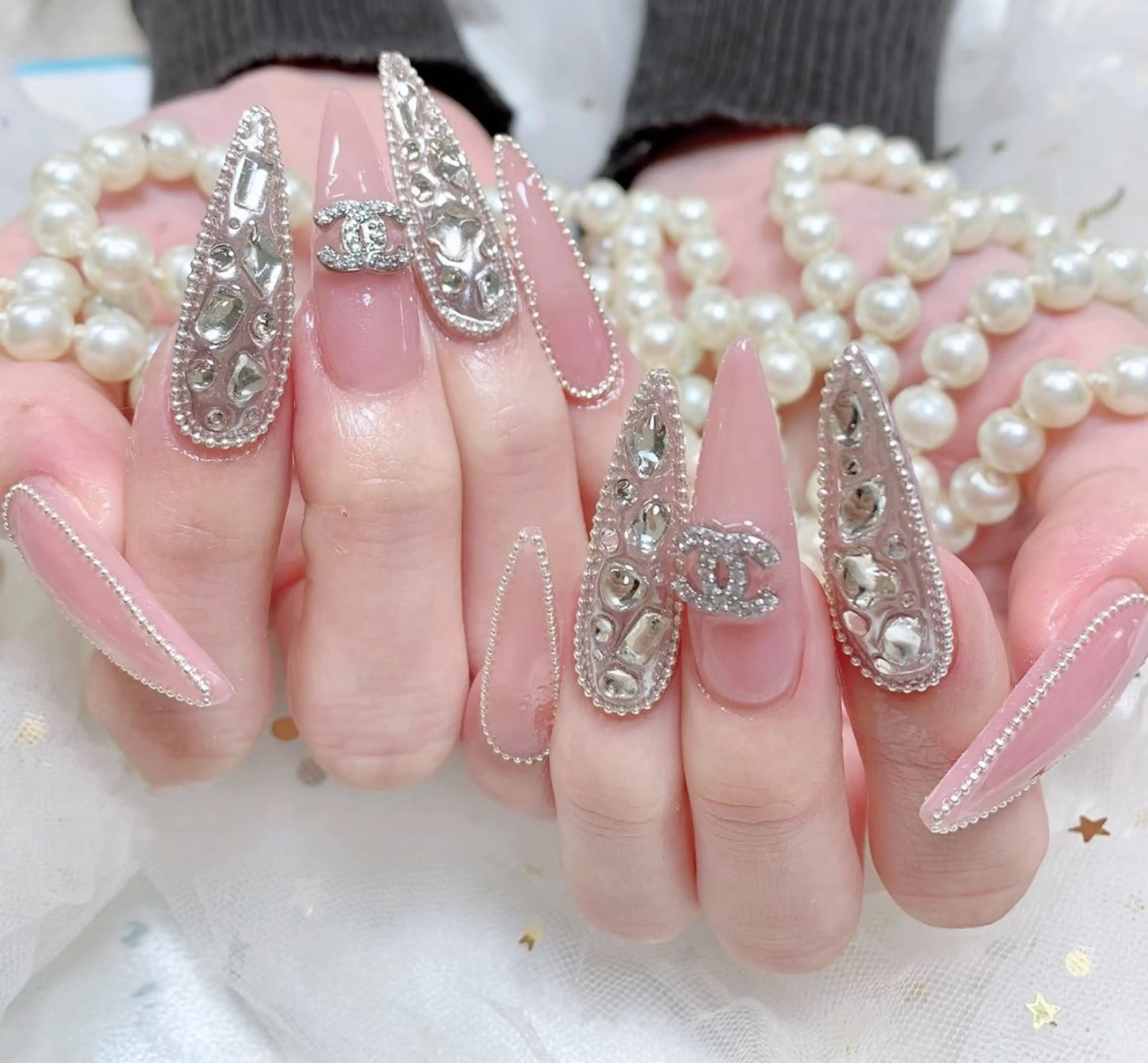 ネイル アートネイル オーロラネイル 長さ出し フラッシュネイル フラッシュマグ ハンドネイル ╹◡╹Mimoミモ Eye&Nailのマツエク・マツパデザイン