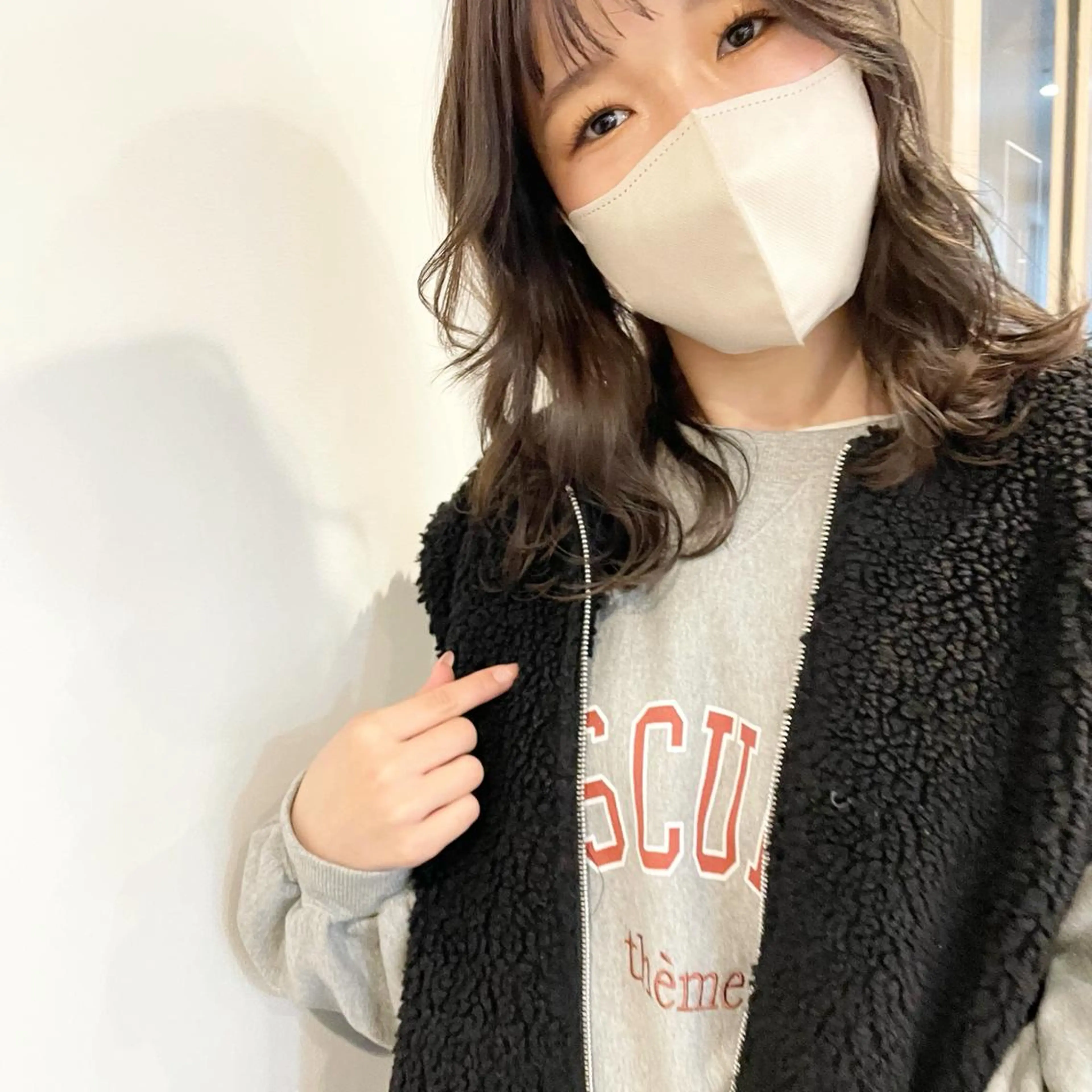 ミディアム カラー 佐藤 永夏のヘアスタイル