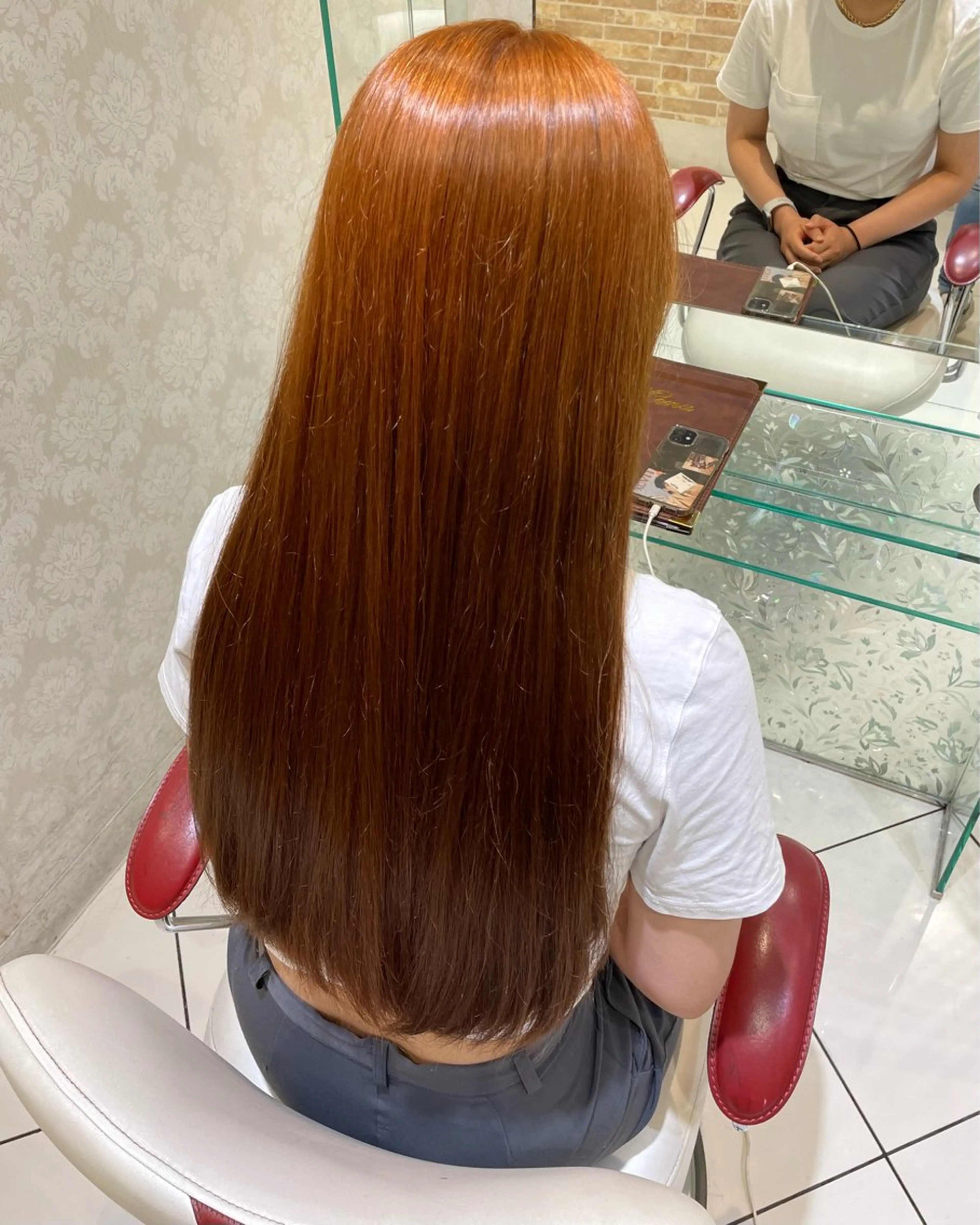 ロング カラー 小林 妃那のヘアスタイル