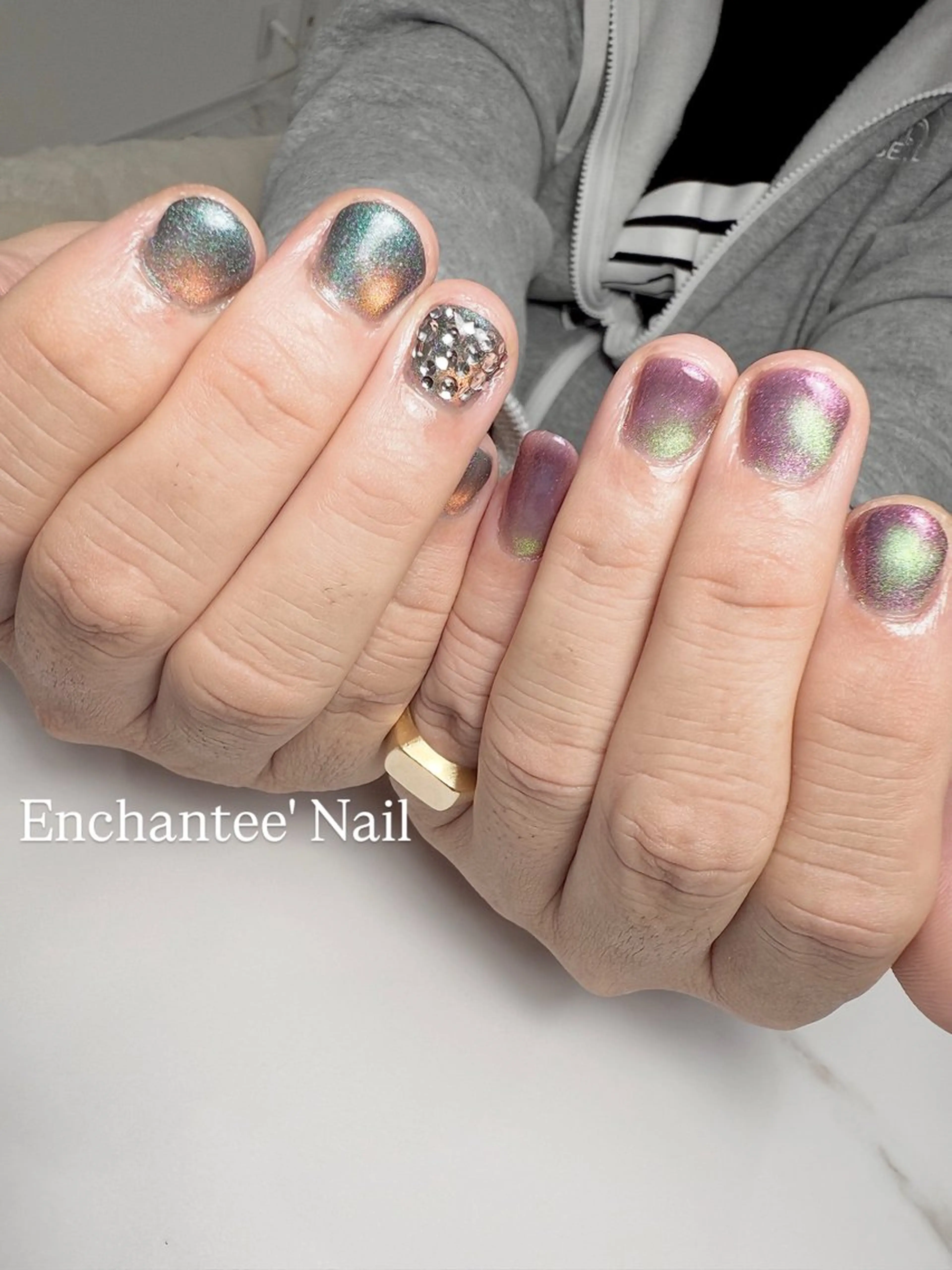 ネイル ジェルネイル マグネットネイル Enchantée yukaのネイルデザイン