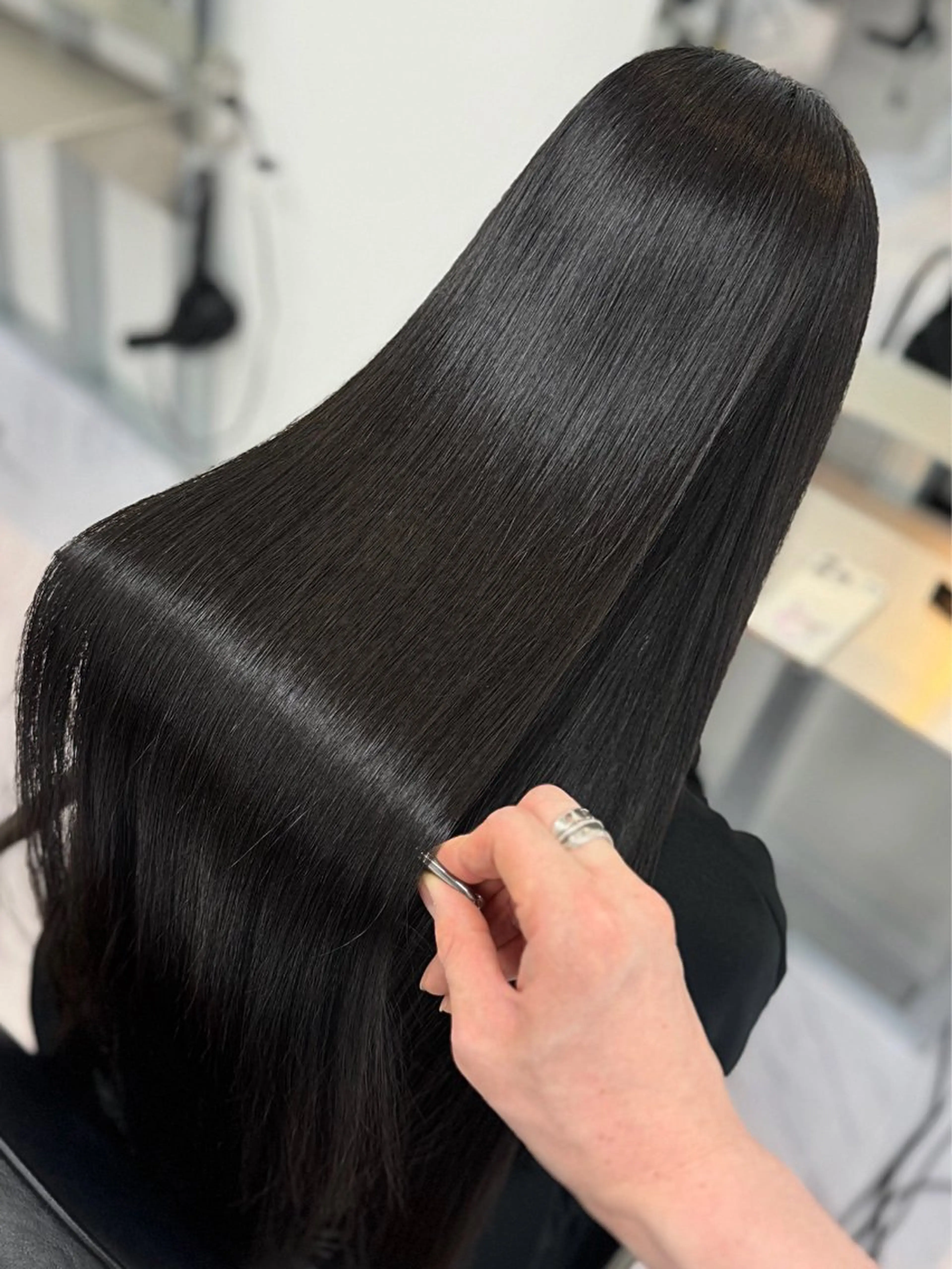 ロング 縮毛矯正 VIVIE 福岡天神店のヘアスタイル