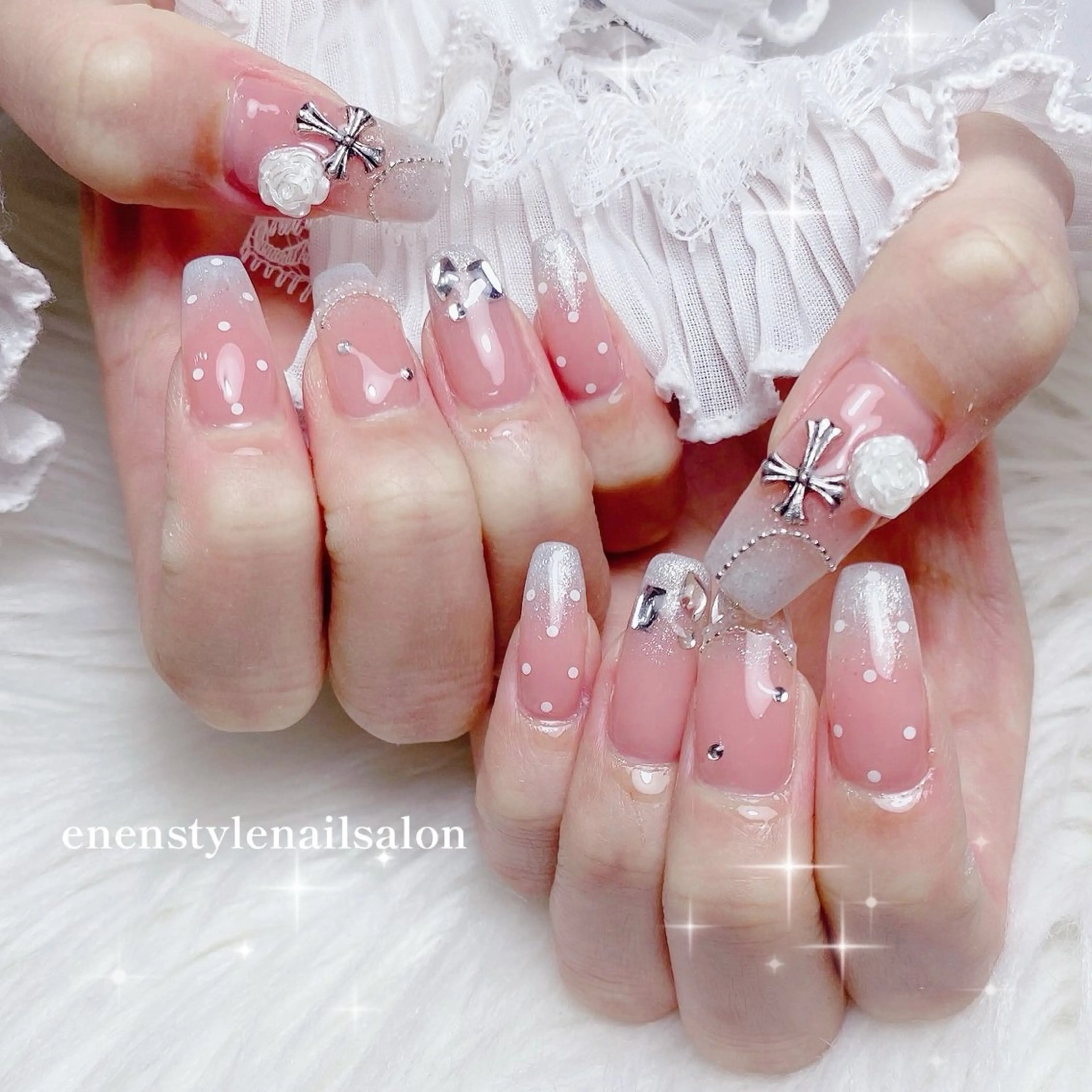 ネイル ハンドネイル 👑enen style👑のネイルデザイン