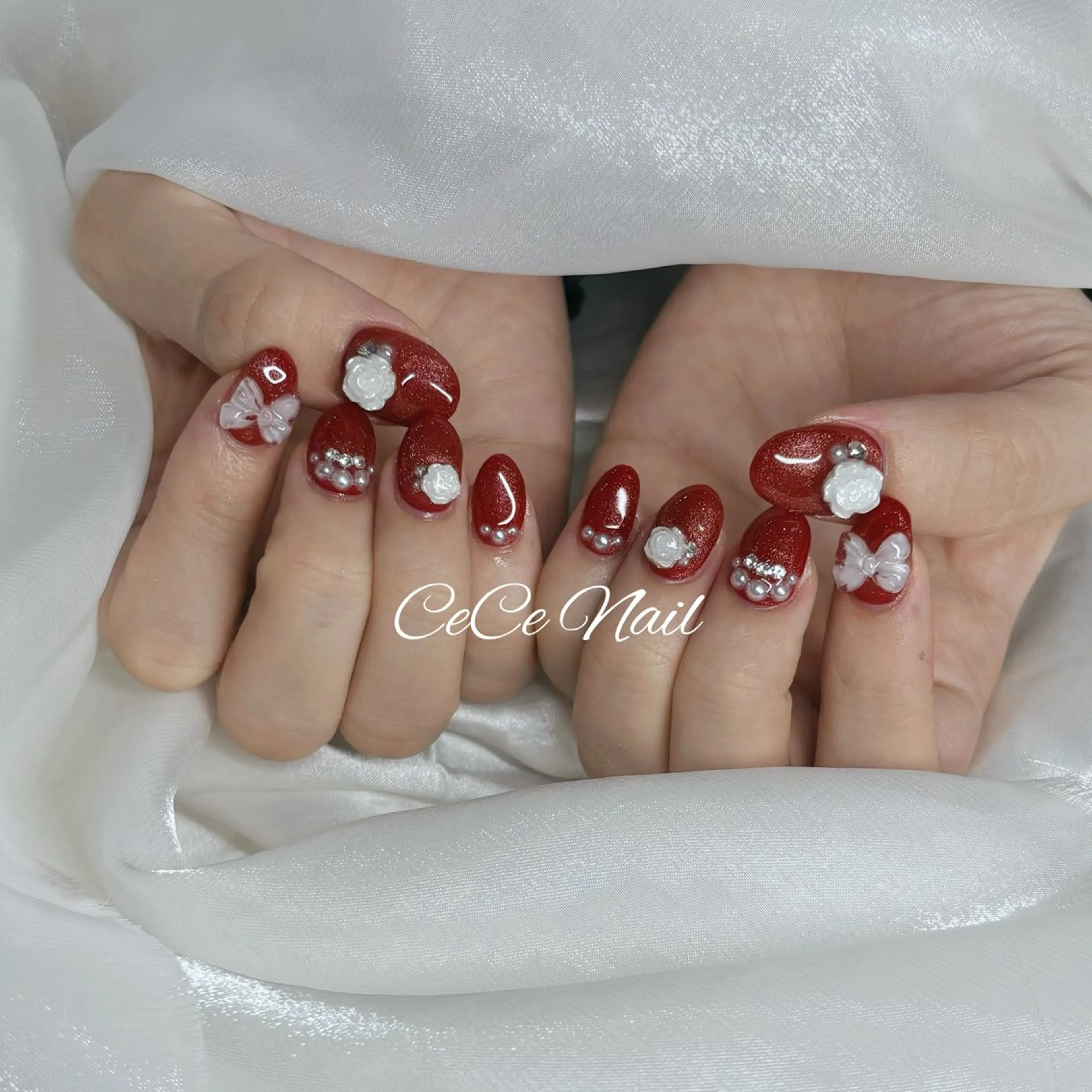 ネイル オーロラネイル 長さ出し フットネイル フレンチネイル ジェルネイル ハンドネイル CeCe Garden所属・CeCeGarden ✨️キラキラワンホンのネイルデザイン