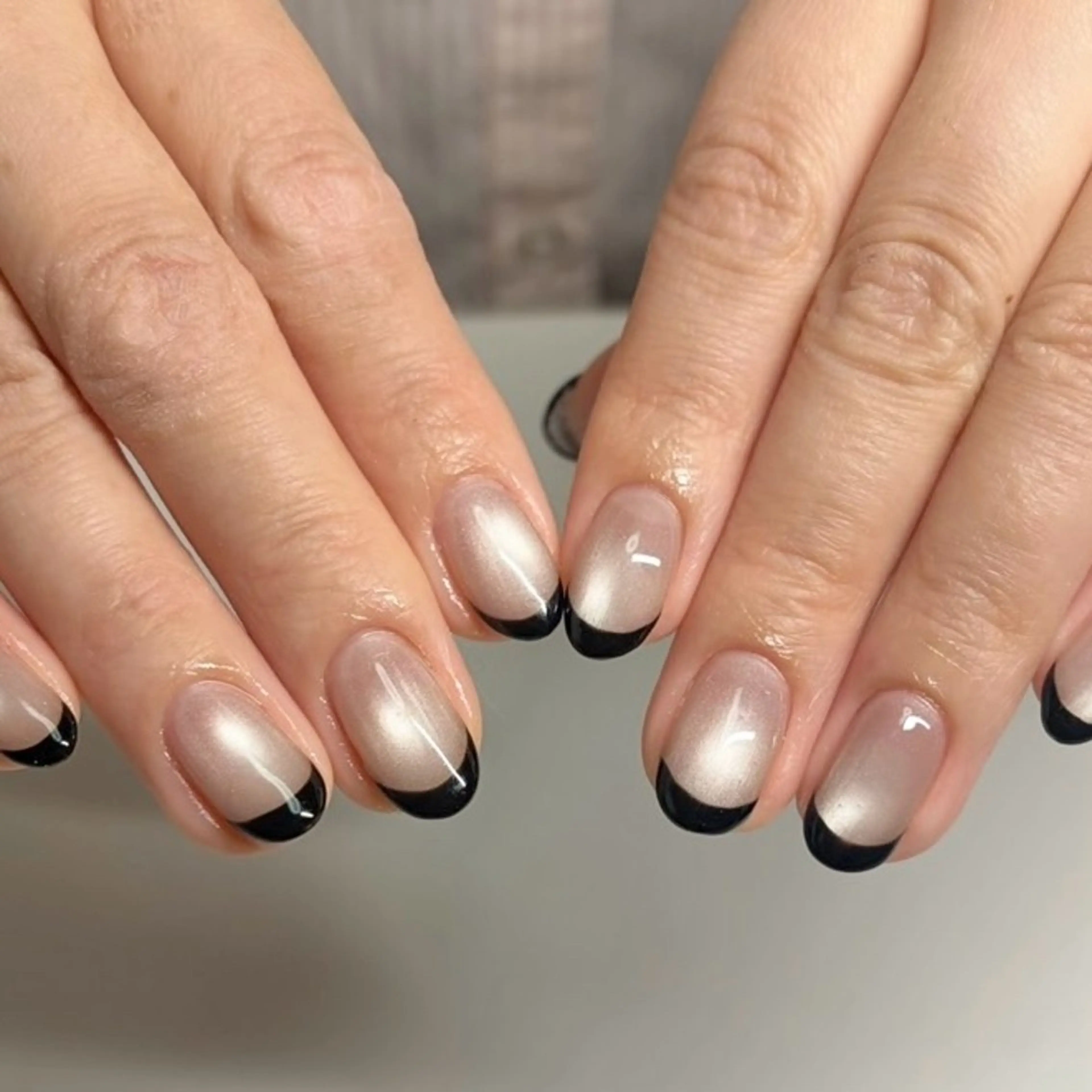 ネイル フレンチネイル マグネットネイル ハンドネイル alien girl所属・byul nails ビョルネイルのネイルデザイン