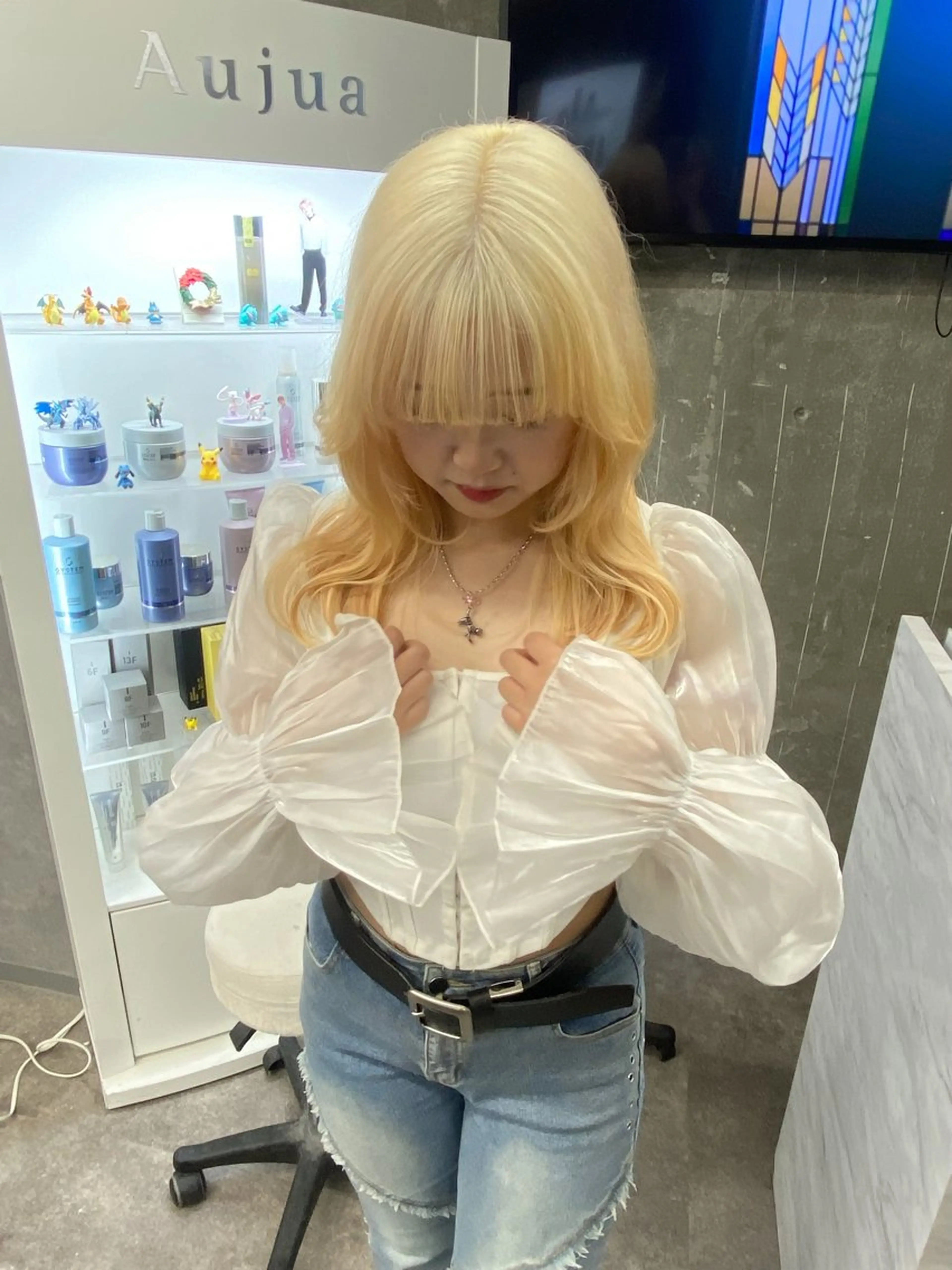 セミロング カラー ヘアアレンジ ハイトーンカラー 🧡梅田ハイトーン カラー🧡runaのヘアスタイル