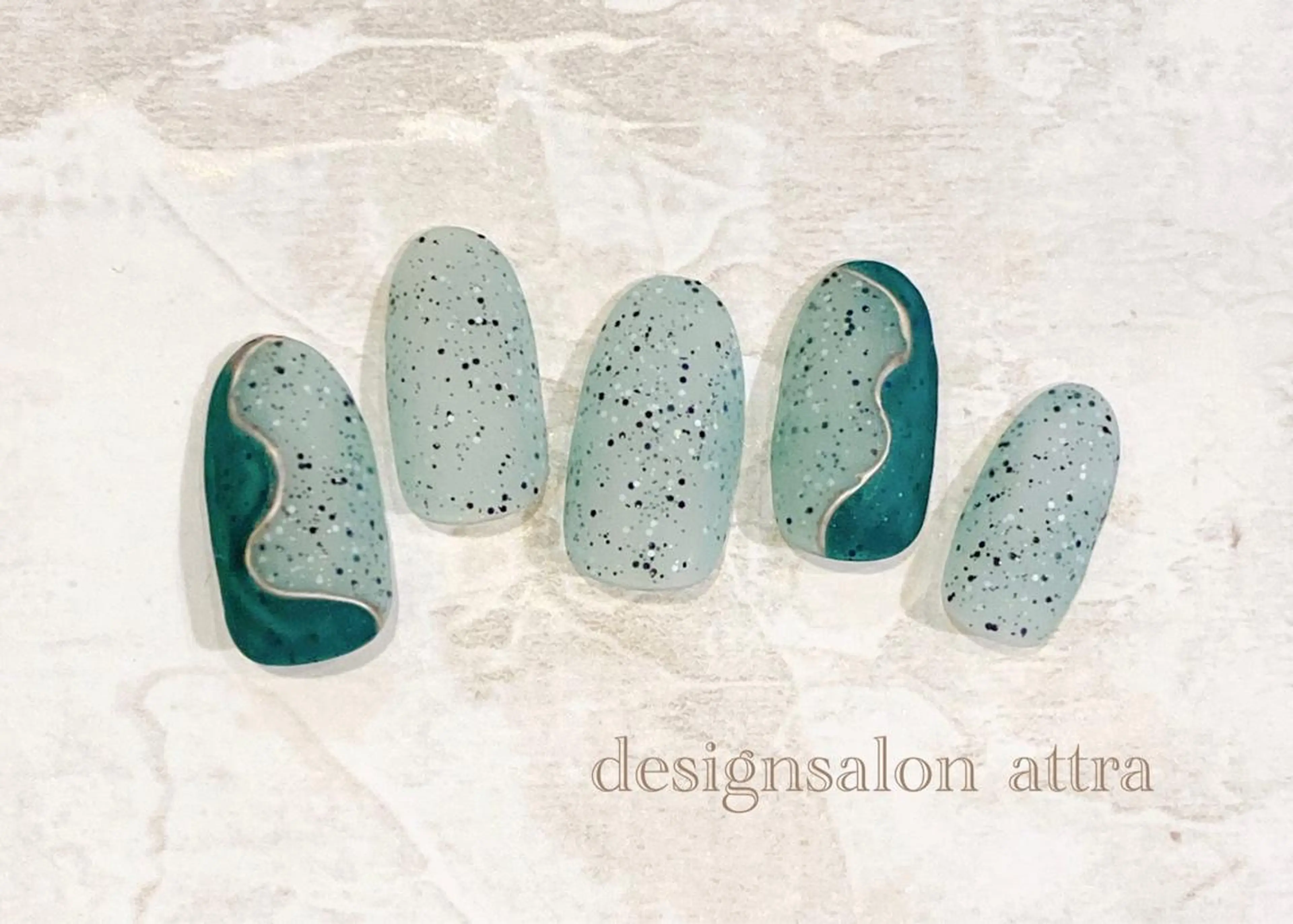 ネイル ハンドネイル デザインサロン attra 本八幡店のネイルデザイン