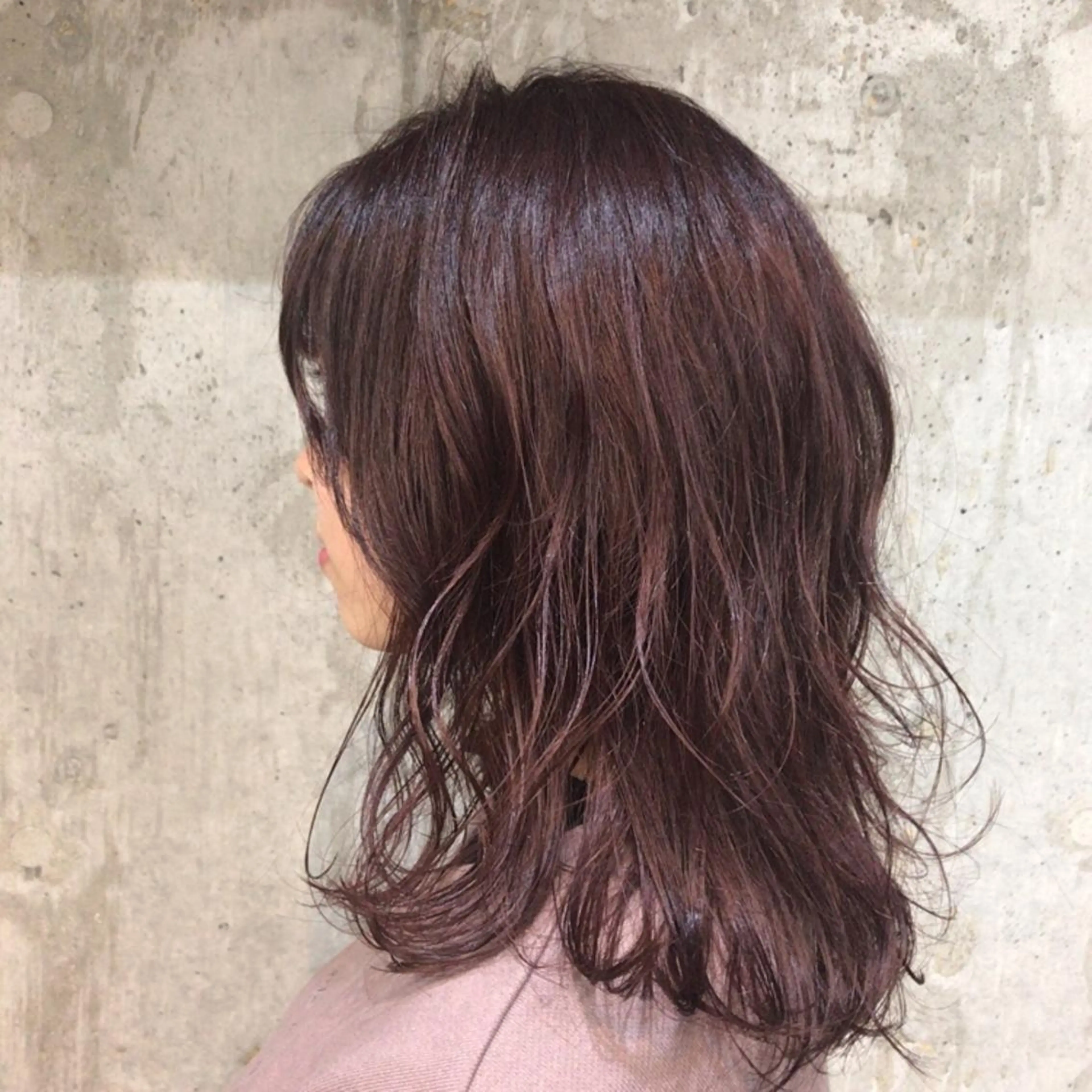 セミロング カラー ピンクカラー 韓国ヘア☁️ mitsukiのヘアスタイル