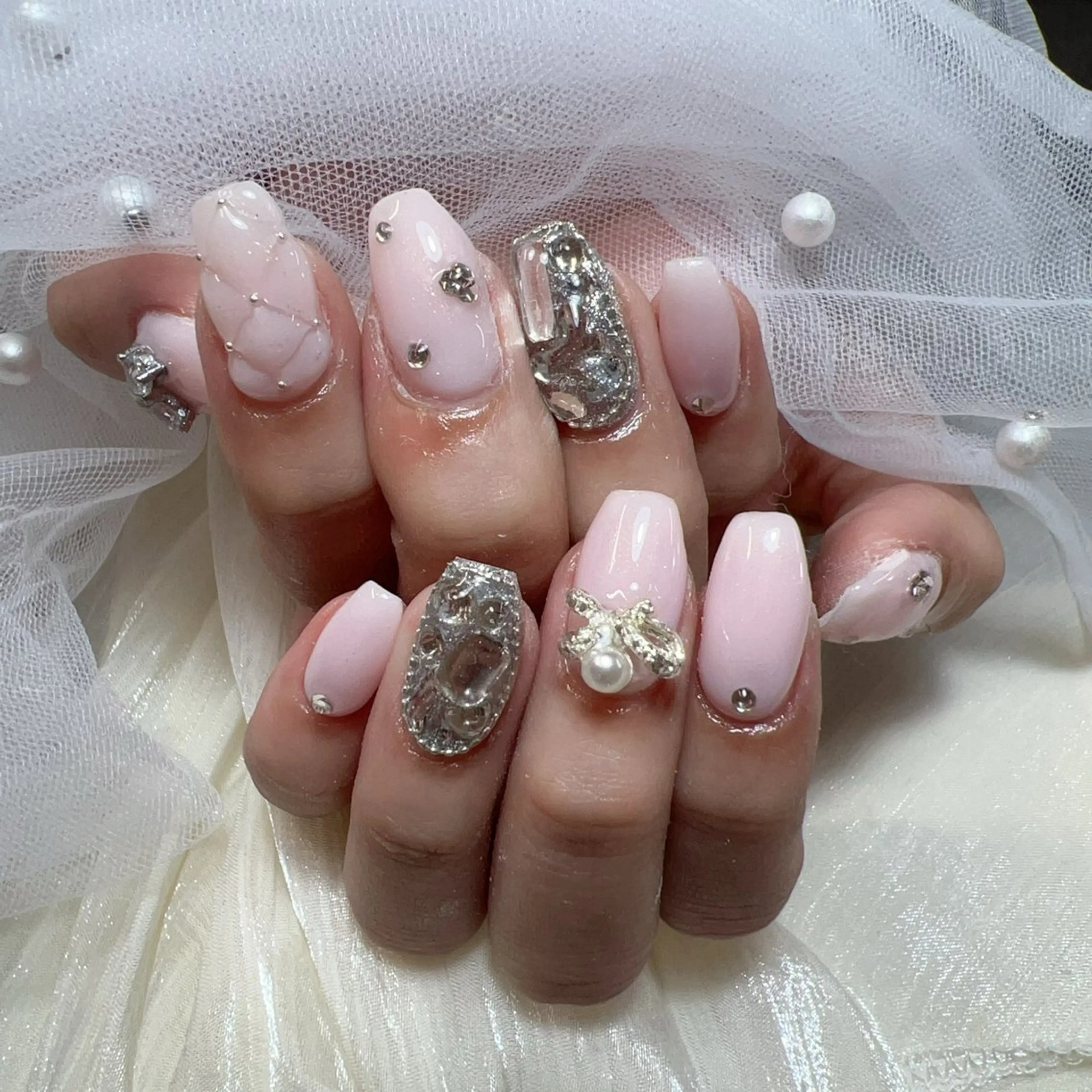ネイル ハンドネイル 🎀nana🫧 ワンホンネイル🎀のネイルデザイン