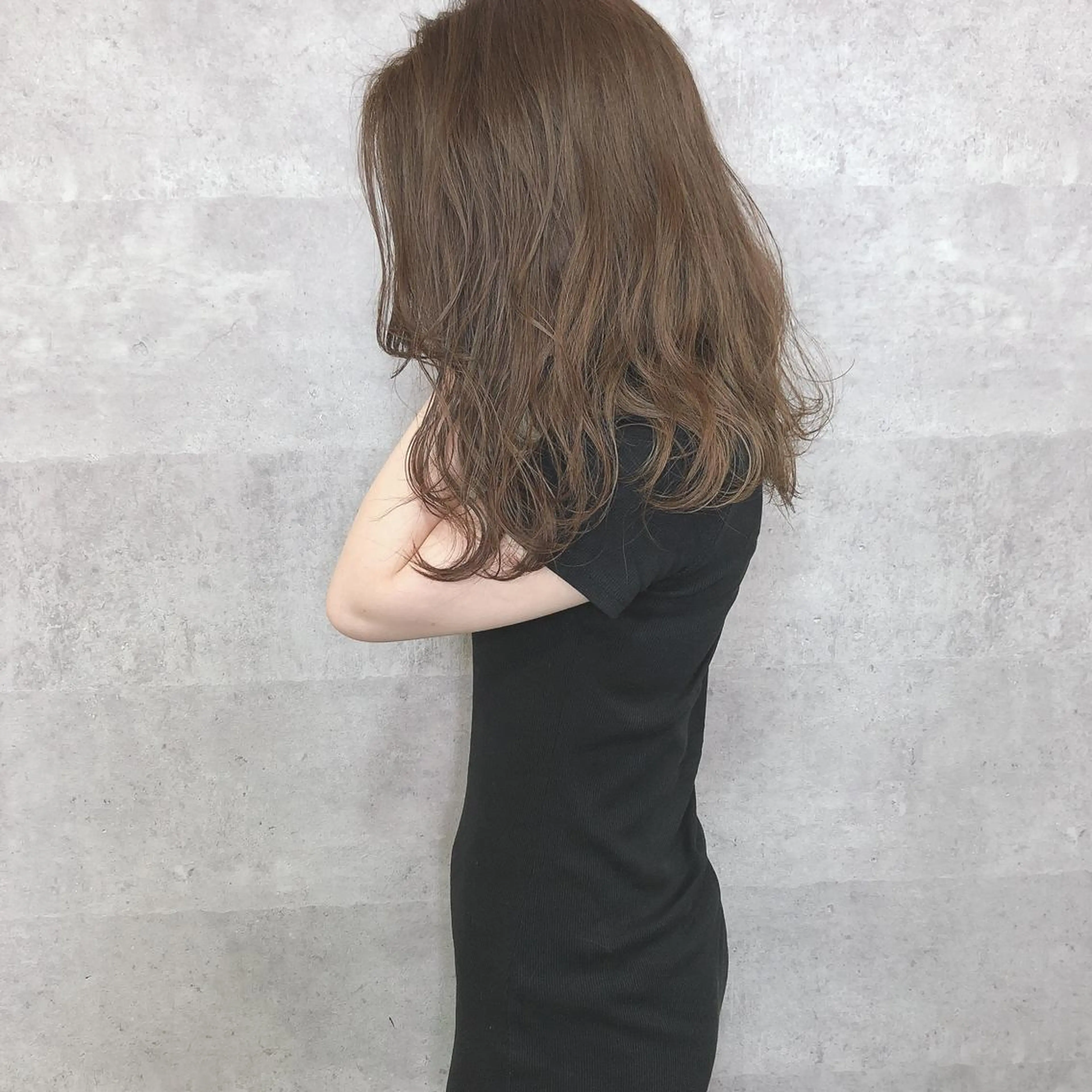 セミロング カラー 髪質改善 中川　翔のヘアスタイル