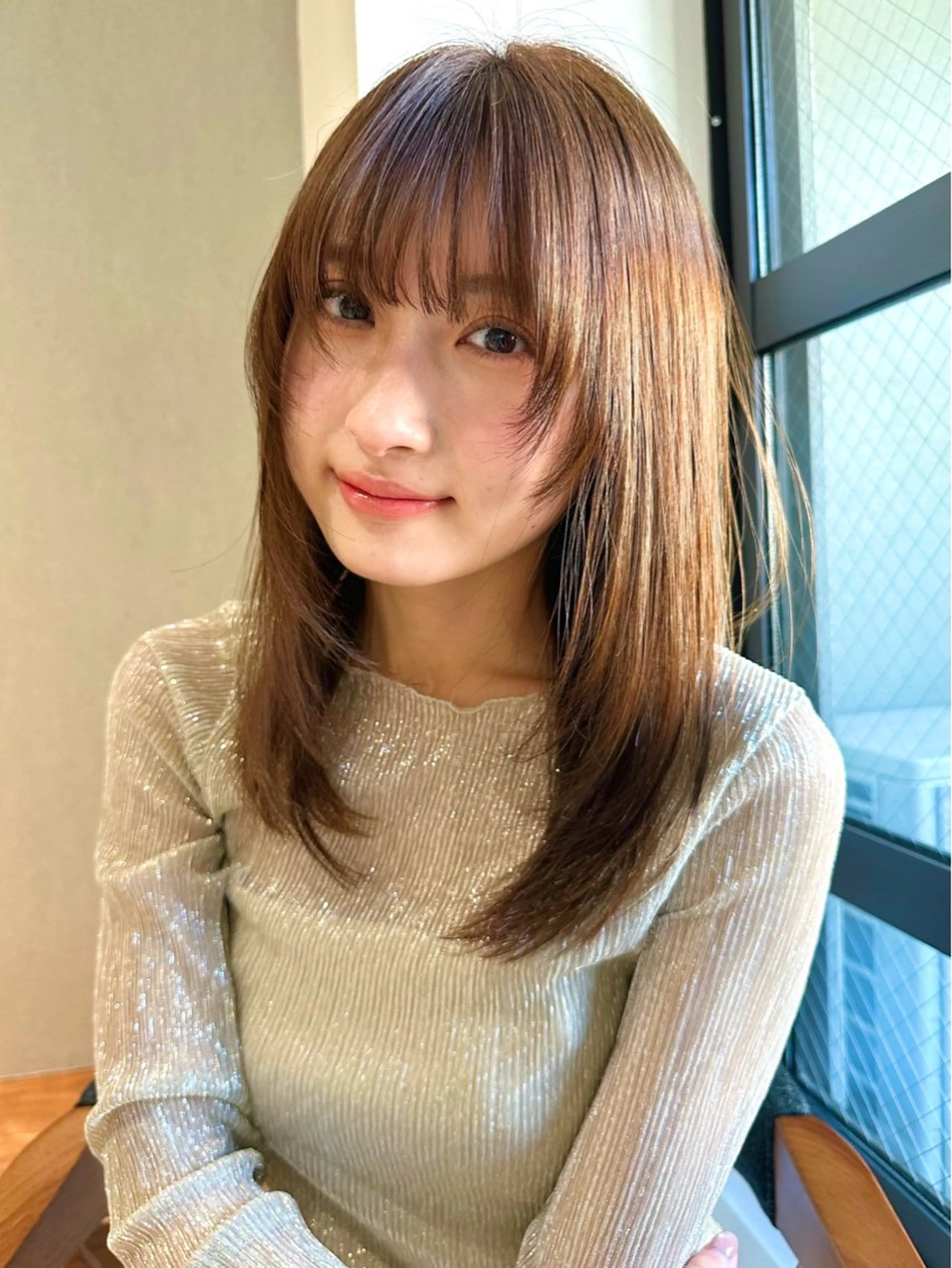 ミディアム カラー パーマ kazuki【顔周り ×レイヤーカット】のヘアスタイル