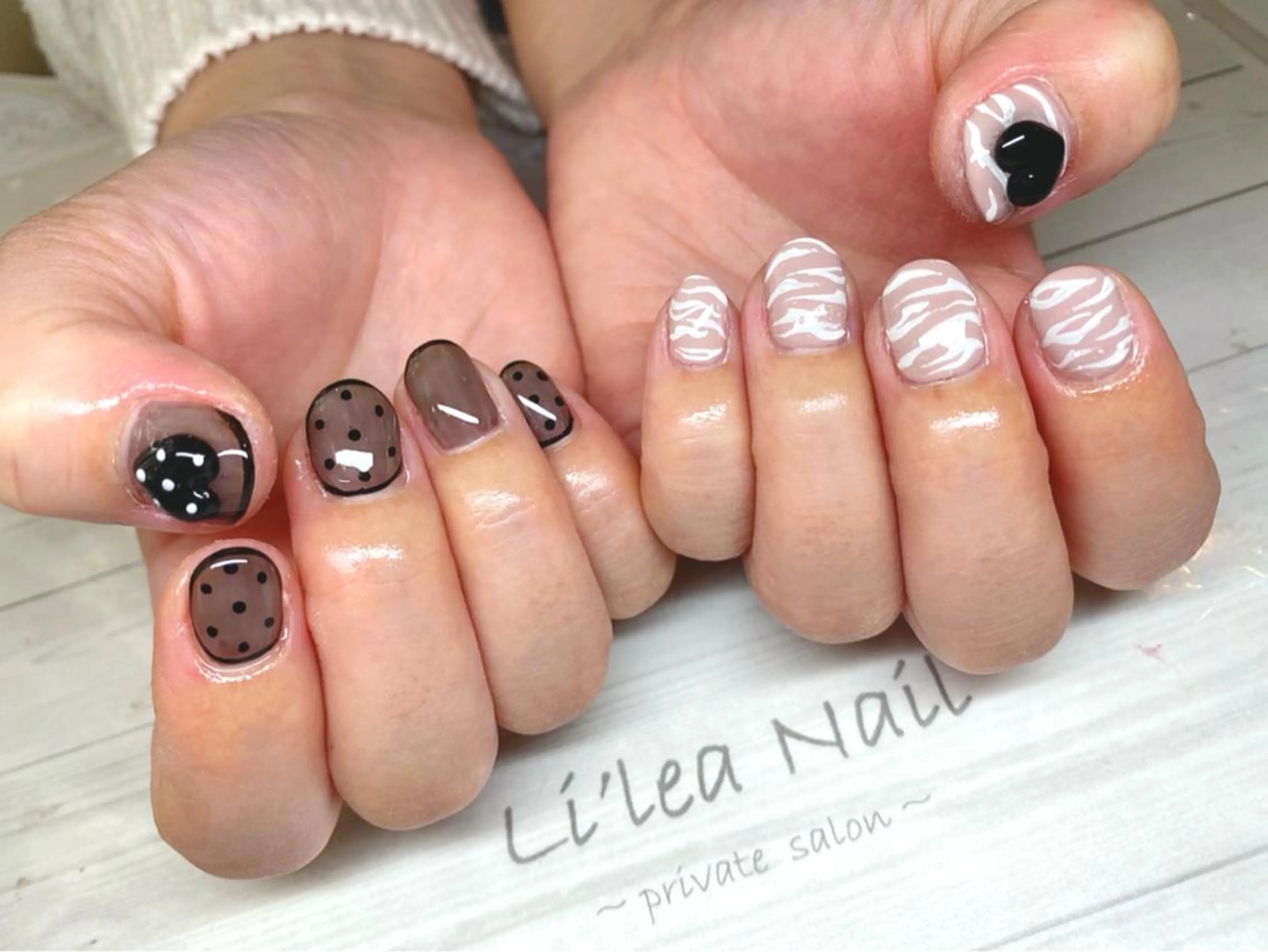 ネイル Li'leaNail AINAのネイルデザイン
