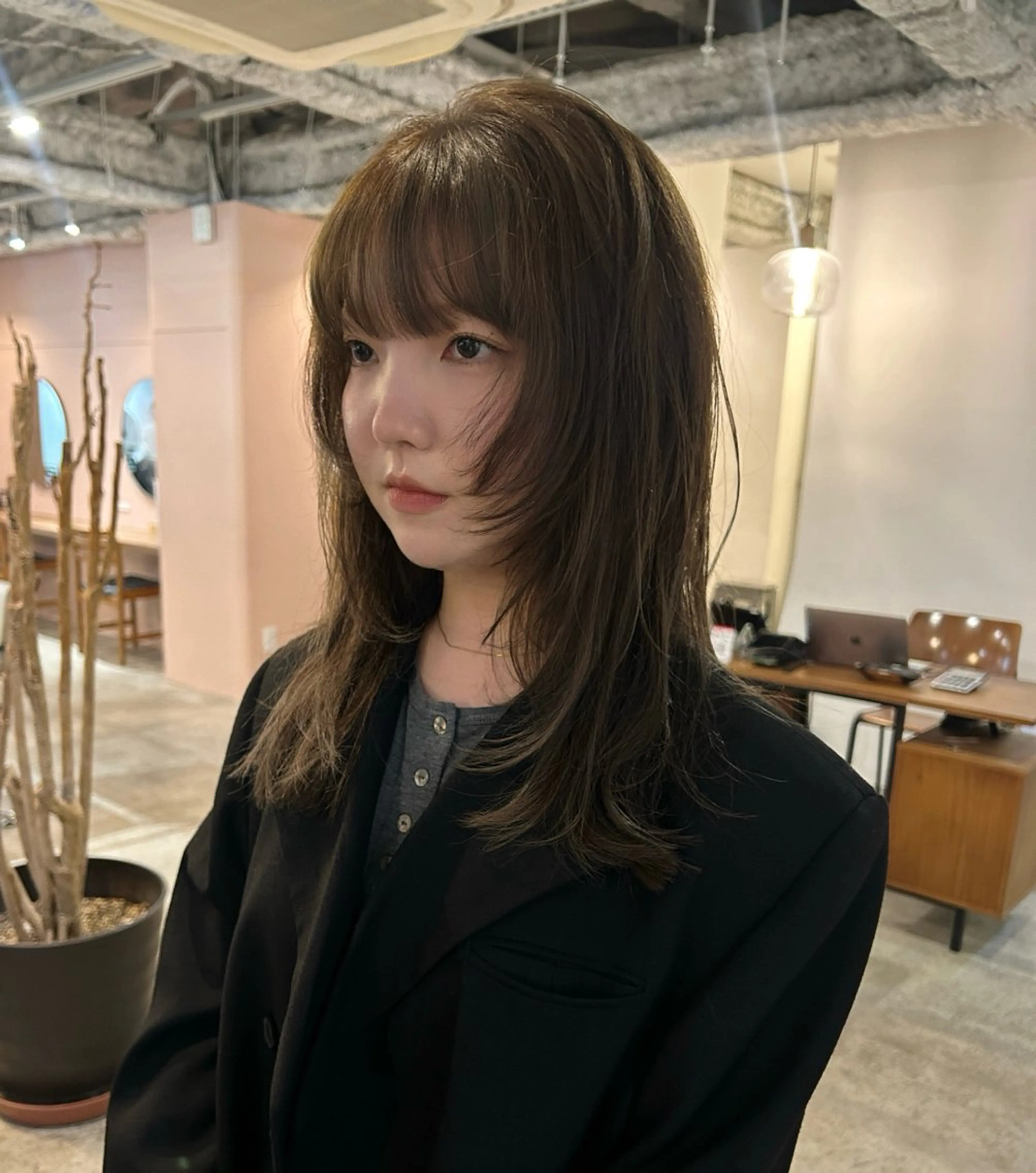 ミディアム カラー ヘアアレンジ 顔まわりレイヤー 姫カット レイヤーカット カット ヘアカラー 🎀suzuna 透明感colorのヘアスタイル