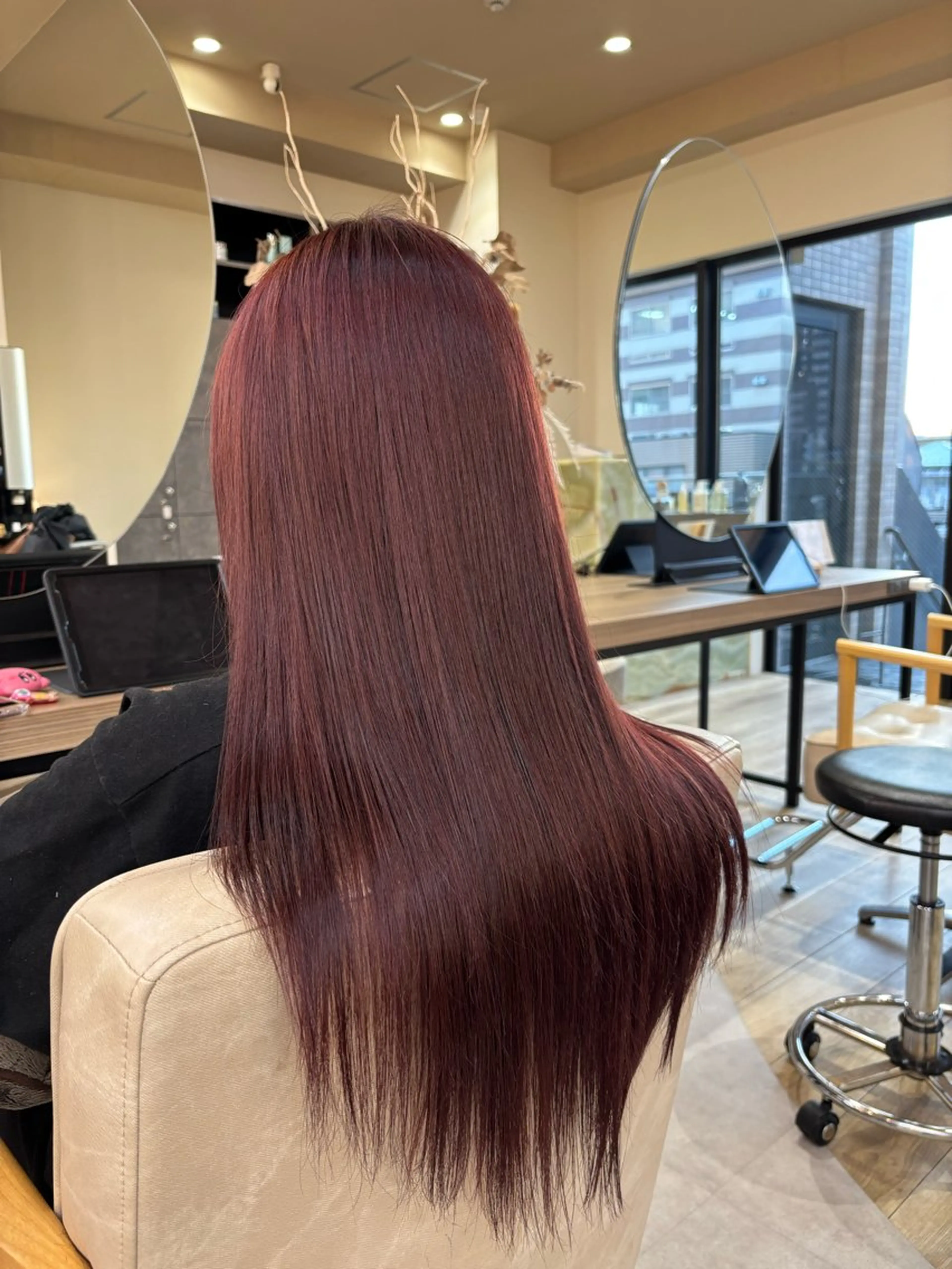 ロング カラー レッドカラー レイヤー✂︎ぷつボブ 艶カラー🤍noaのヘアスタイル