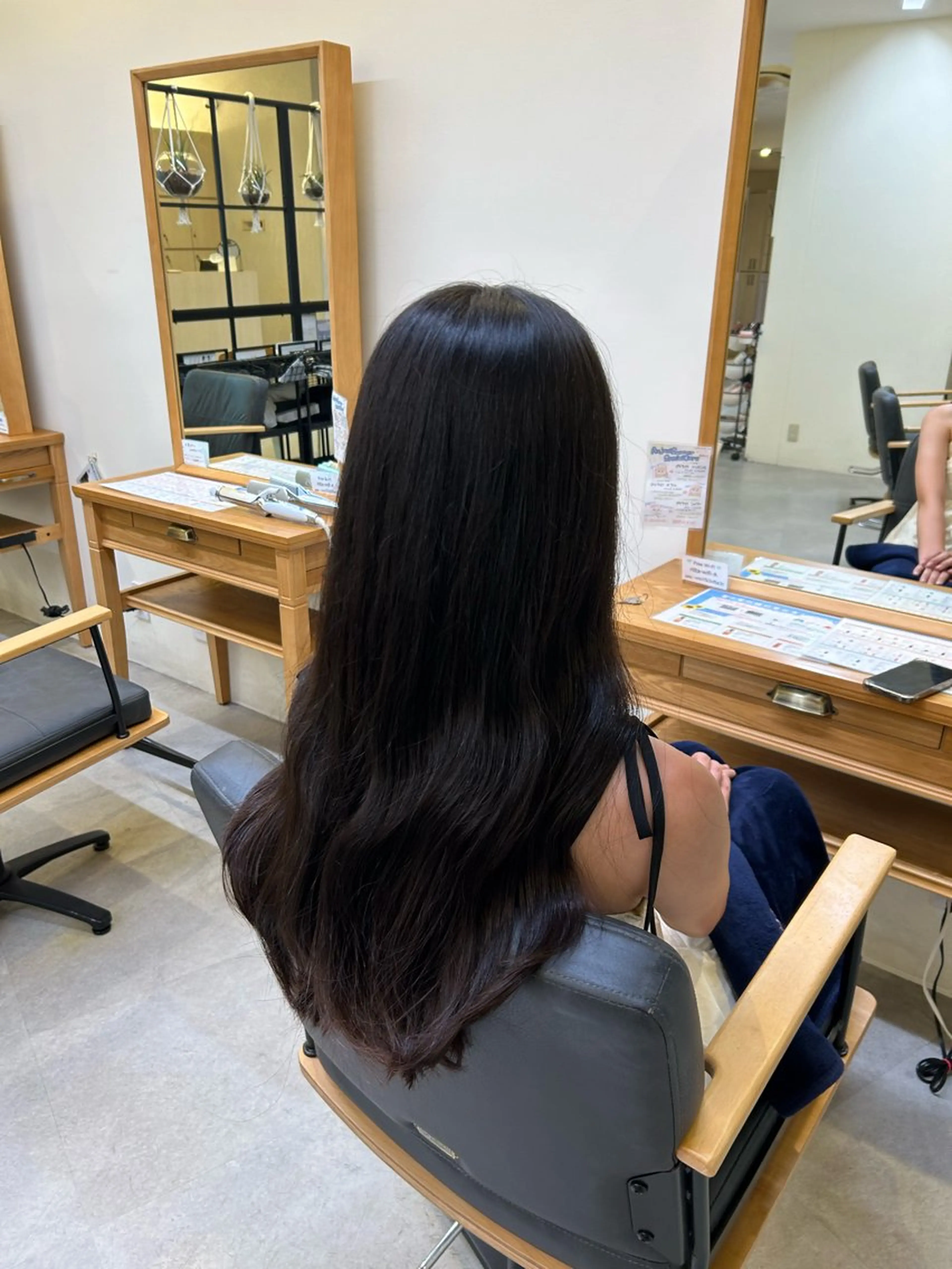 ロング 村上 一葉のヘアスタイル