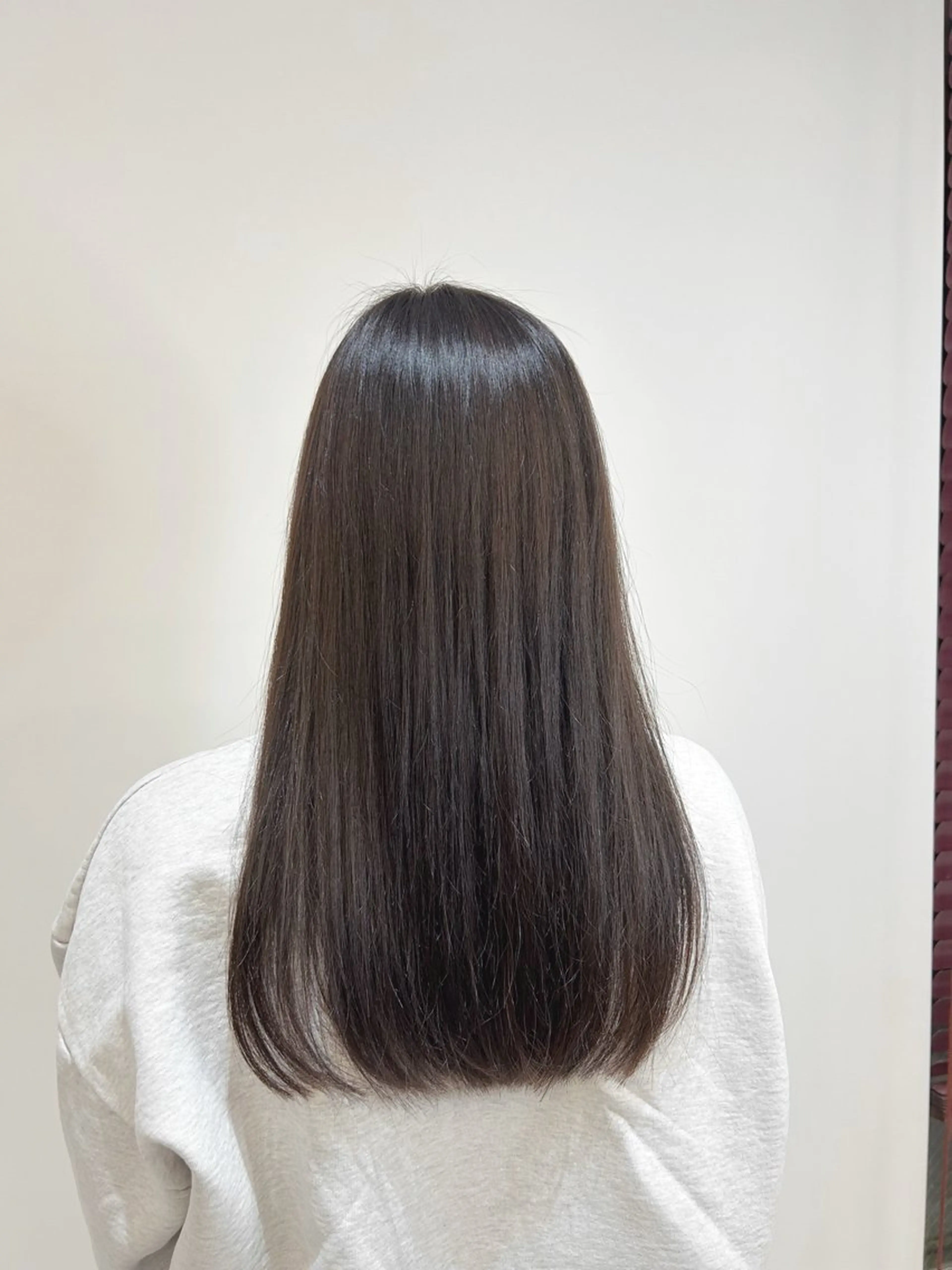 ロング カラー グレージュ AIRI 🦋のヘアスタイル