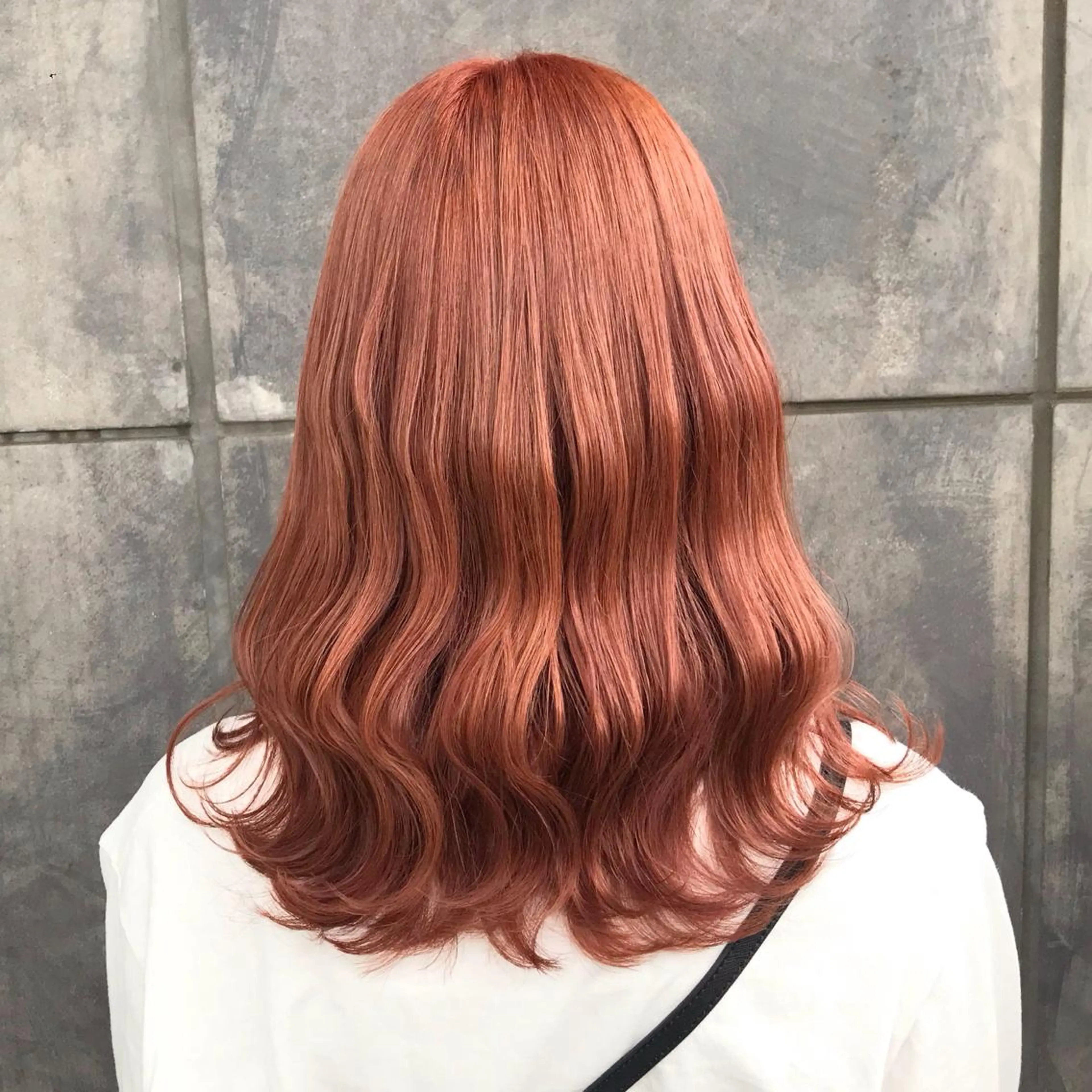 ミディアム カラー ブリーチ オレンジ ピンクカラー タンバルモリ ヨシンモリ サロウィン所属・K-POP好き美容師 🇰🇷Kai.Yのヘアスタイル